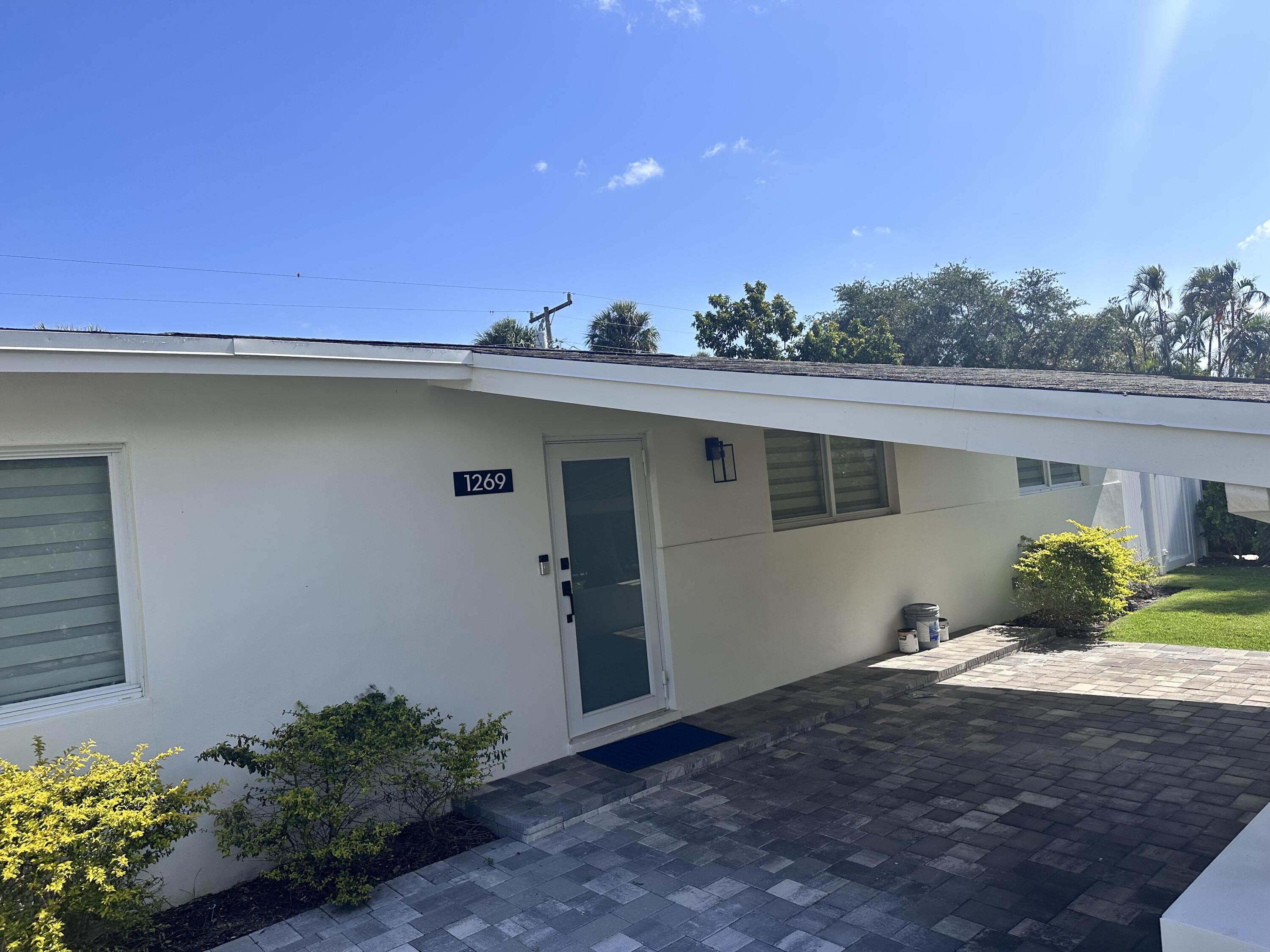 1269 NW 4th Street