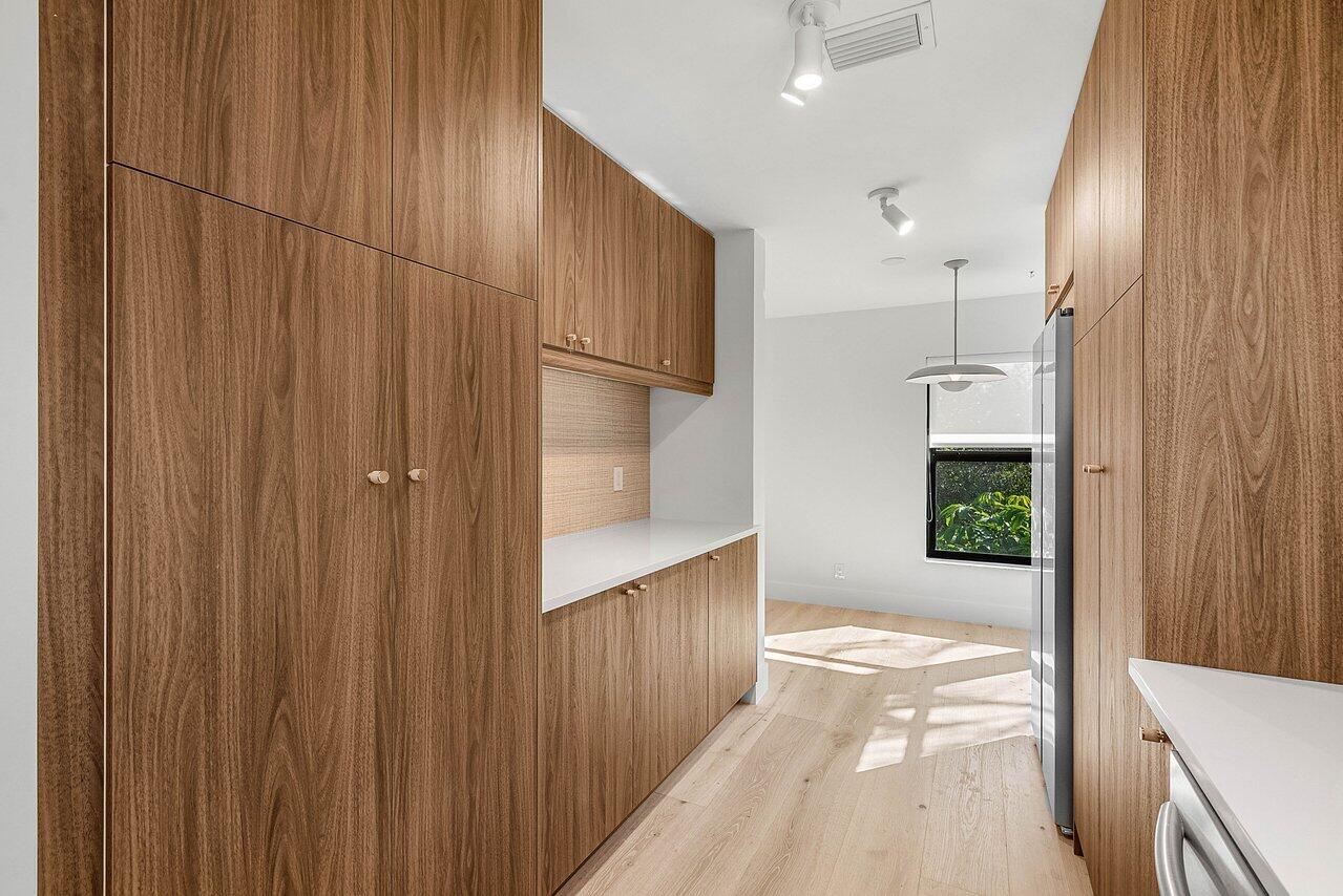 PALM GREENS AT VILLA DEL RAY CONDO II - Residential