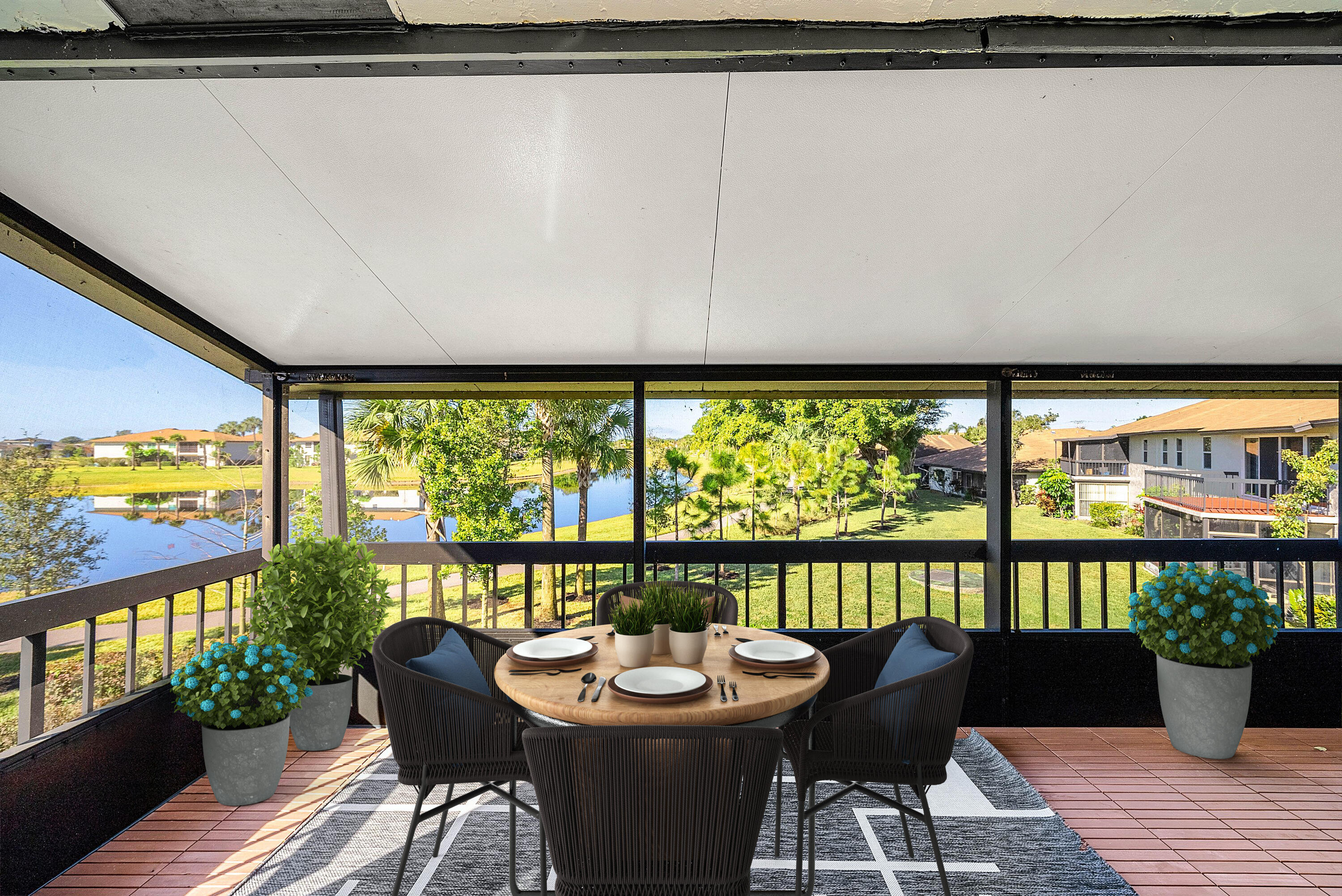 PALM GREENS AT VILLA DEL RAY CONDO II - Residential