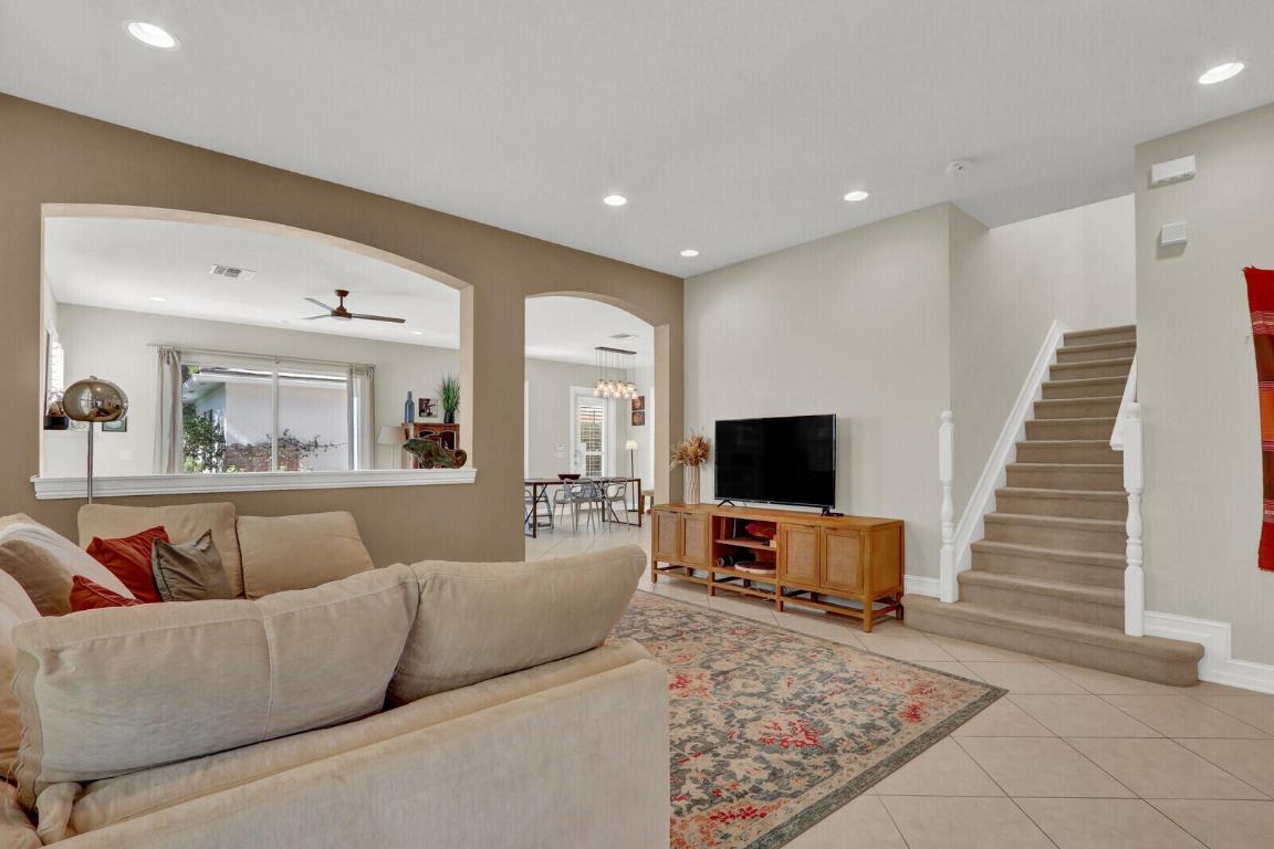 BOTANICA - Residential