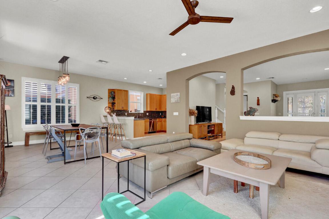 BOTANICA - Residential