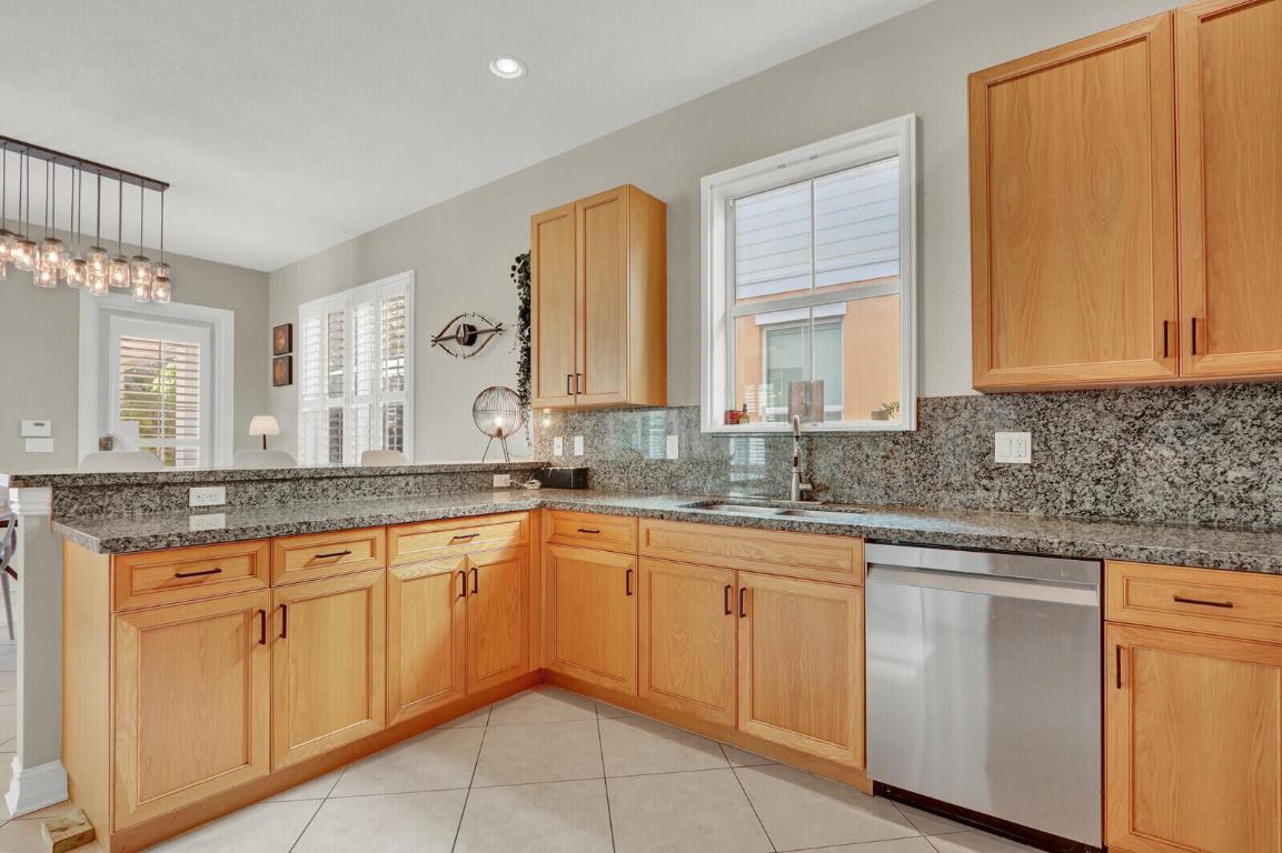 BOTANICA - Residential