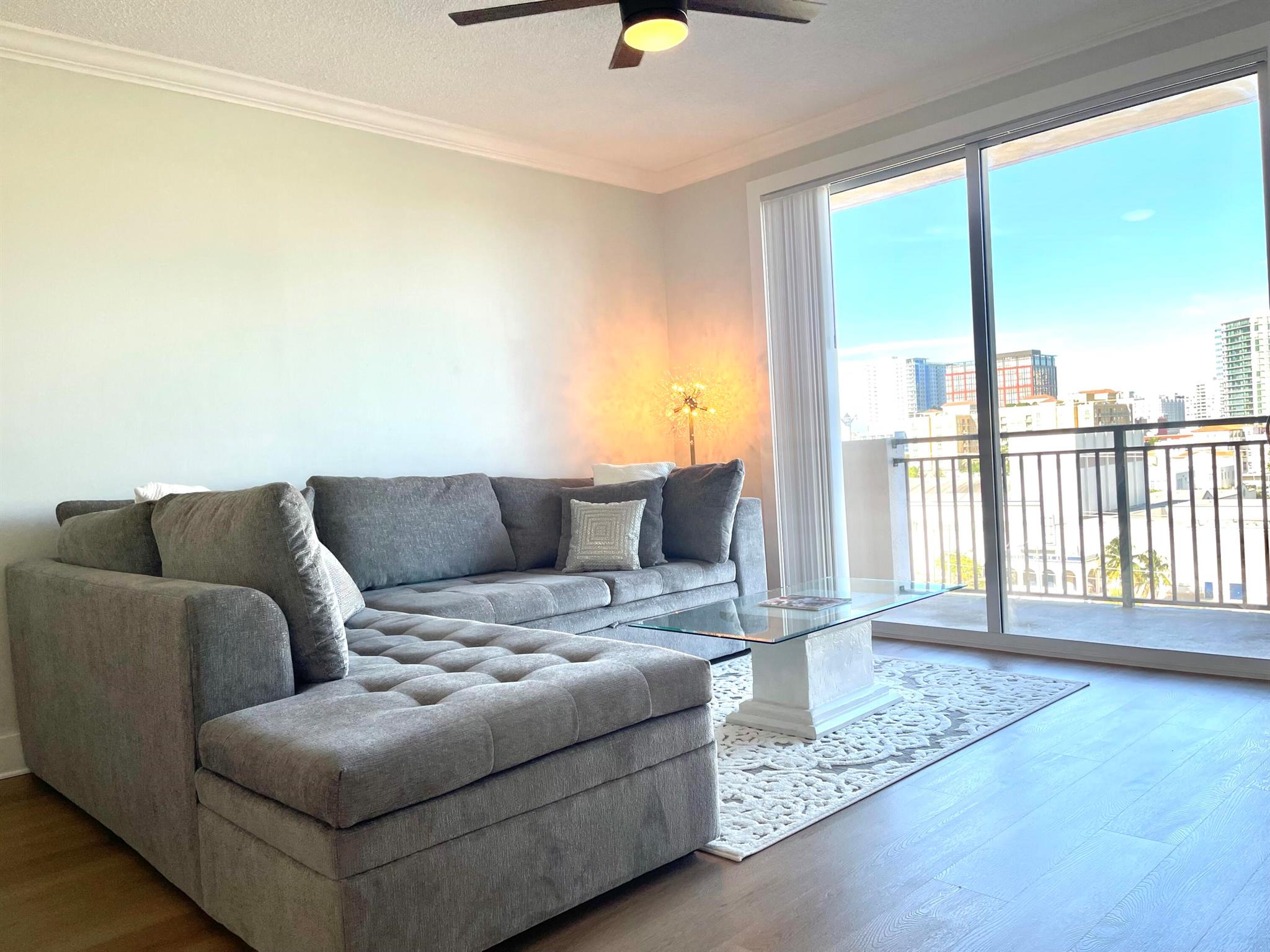 MONTECITO PALM BEACH COND - Residential Lease