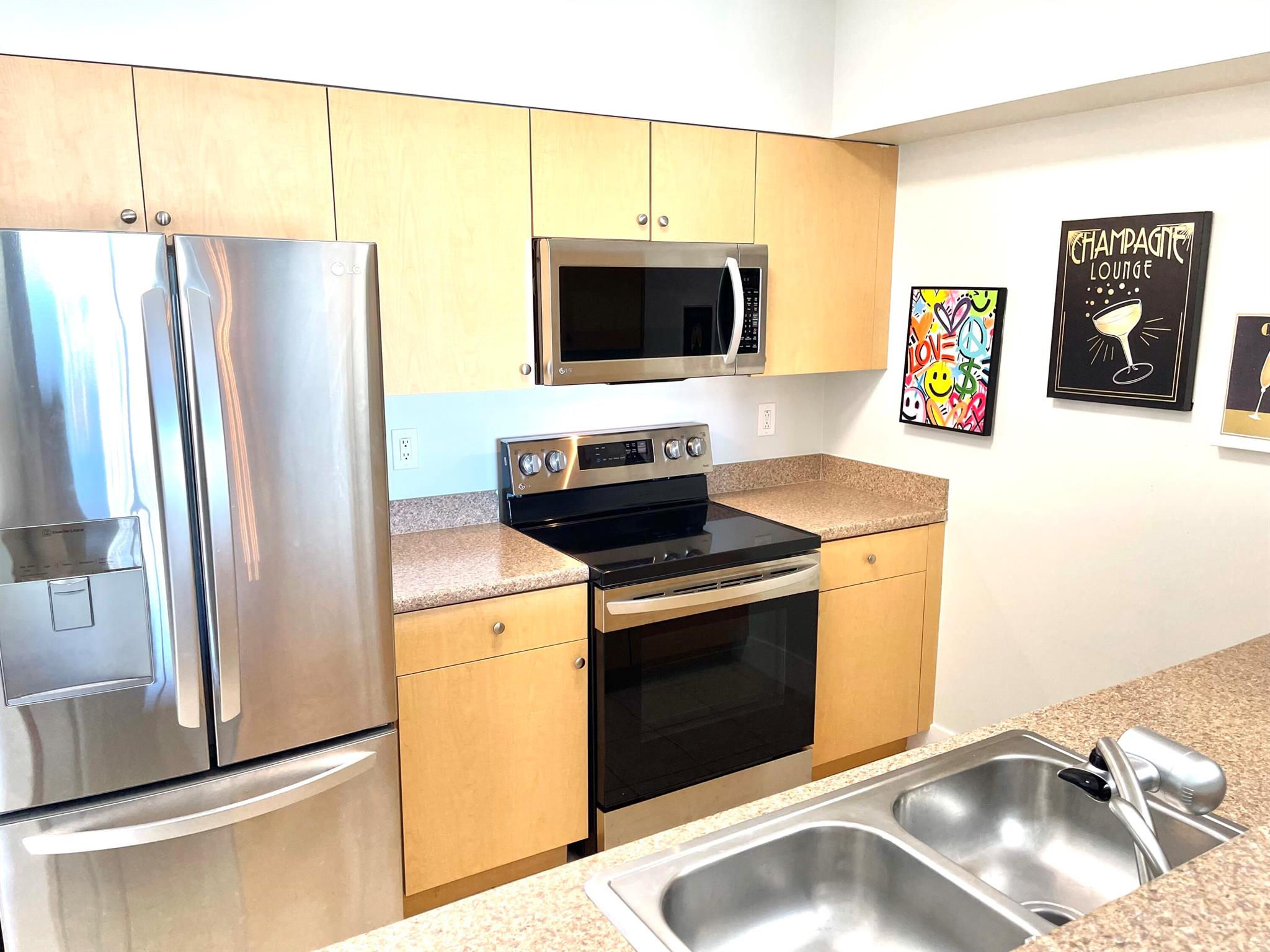 MONTECITO PALM BEACH COND - Residential Lease