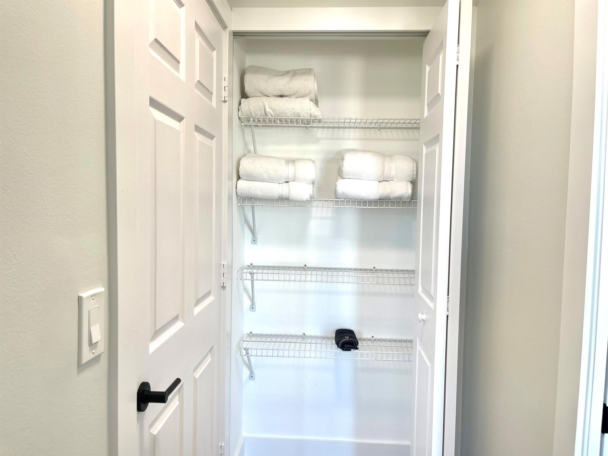 MONTECITO PALM BEACH COND - Residential Lease