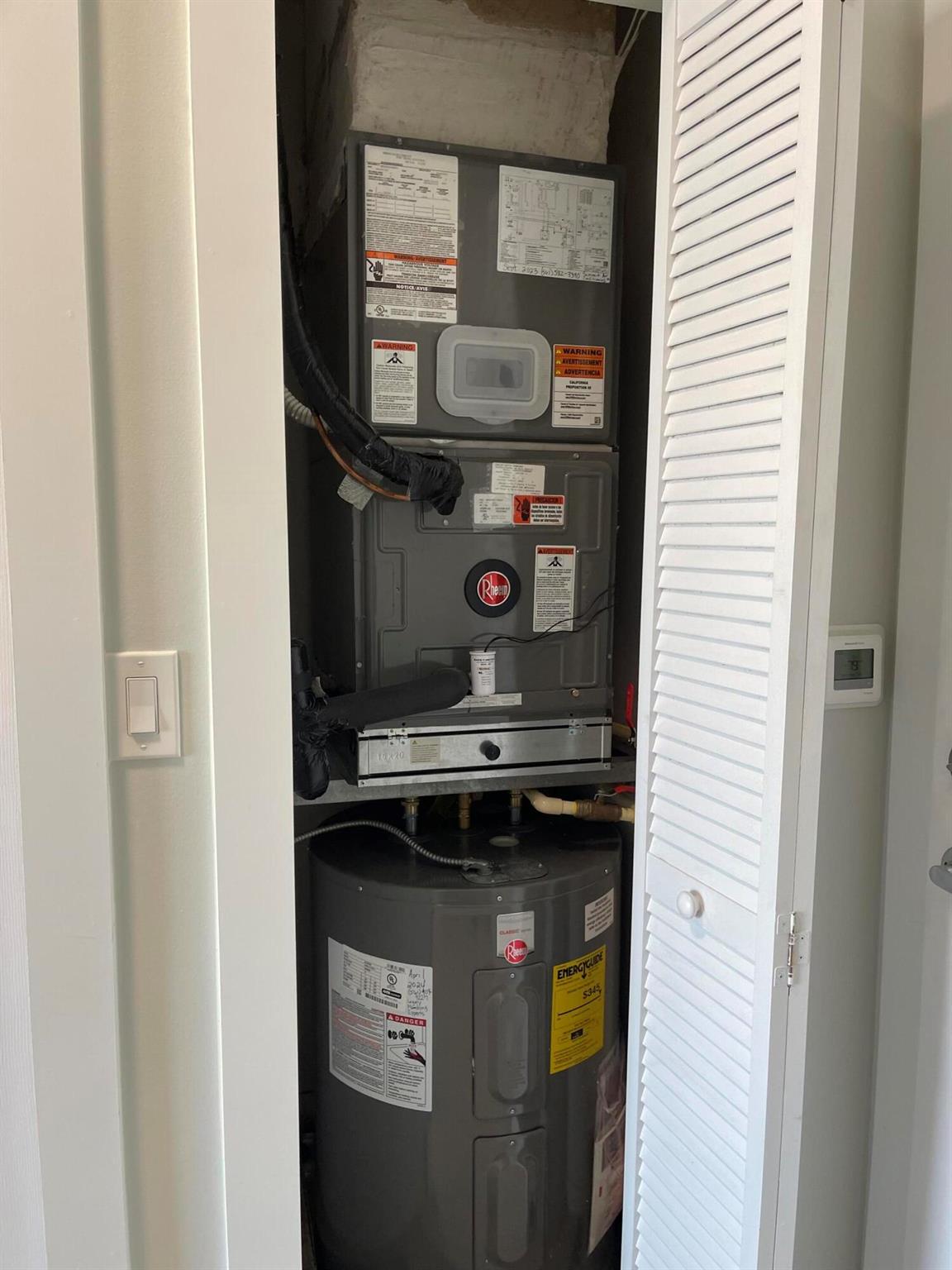 MONTECITO PALM BEACH COND - Residential Lease