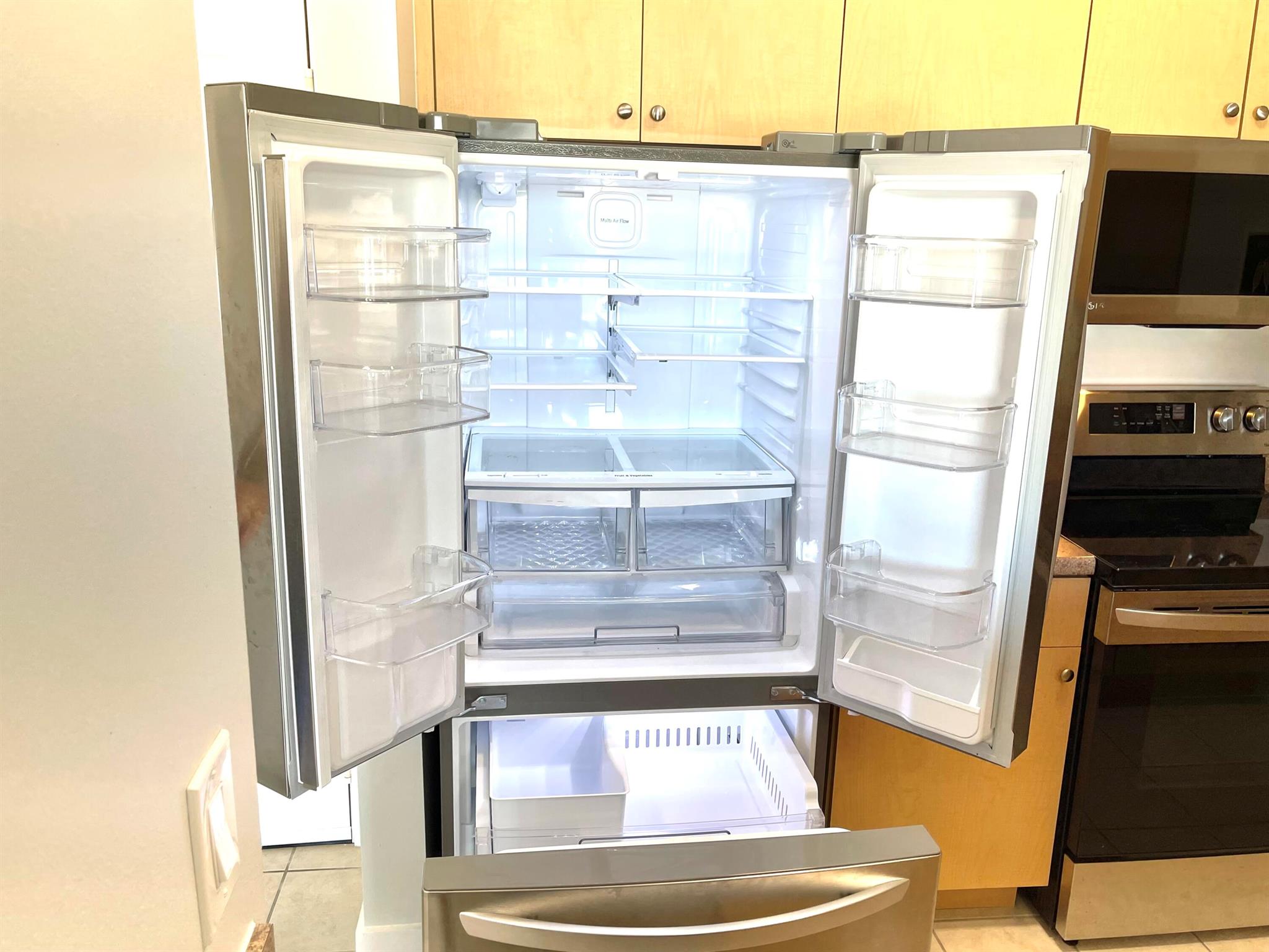 MONTECITO PALM BEACH COND - Residential Lease