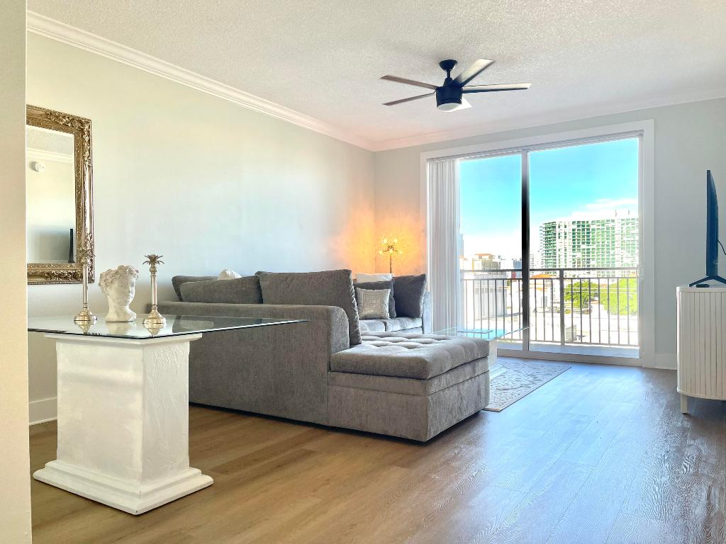 616 Clearwater Park Road 805