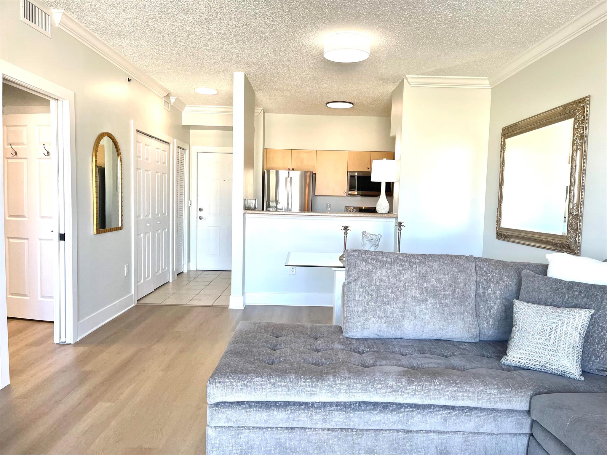 MONTECITO PALM BEACH COND - Residential Lease