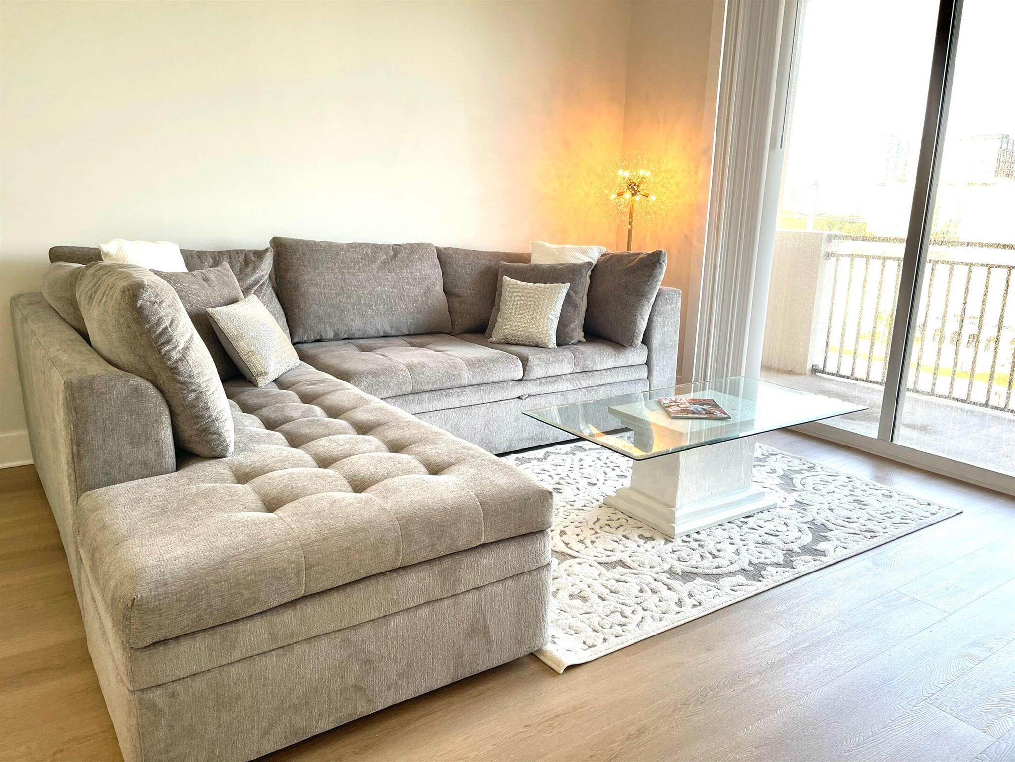 MONTECITO PALM BEACH COND - Residential Lease