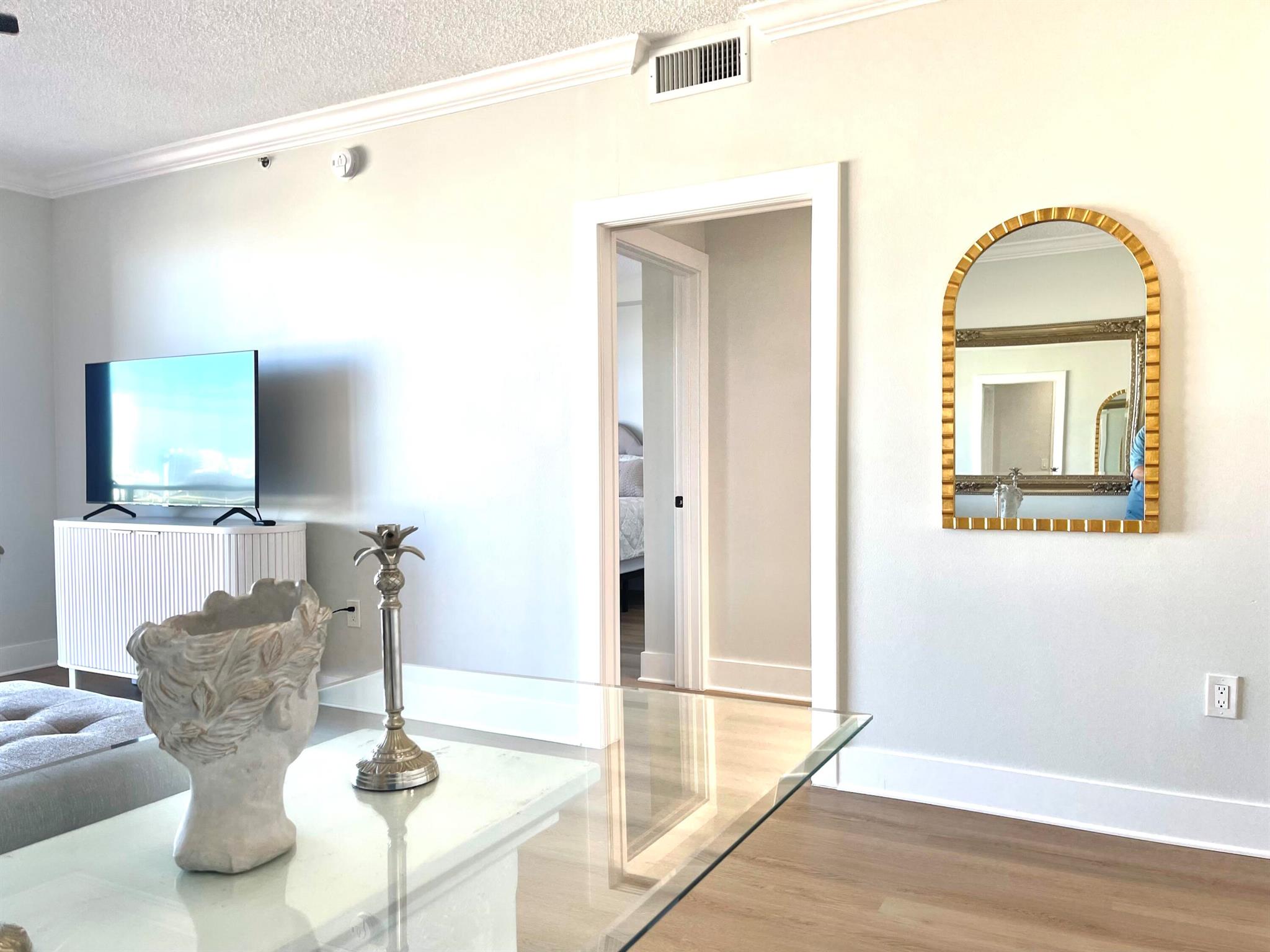 MONTECITO PALM BEACH COND - Residential Lease