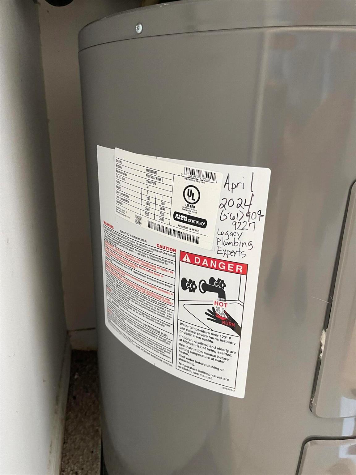 MONTECITO PALM BEACH COND - Residential Lease