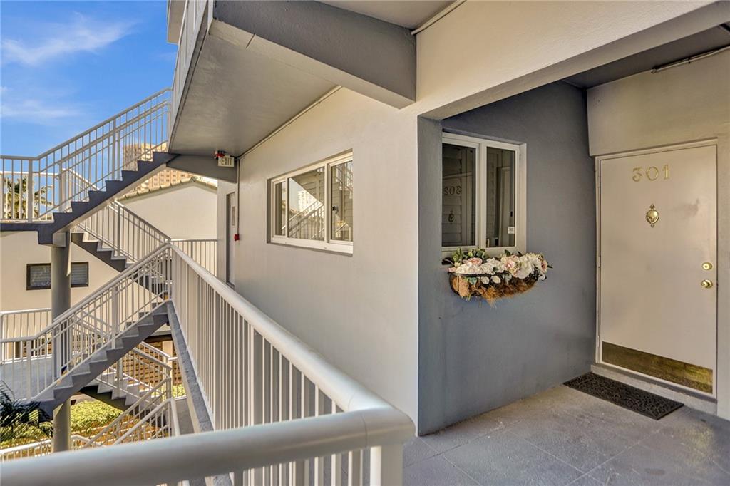 Fairbanks Terrace South - Residential