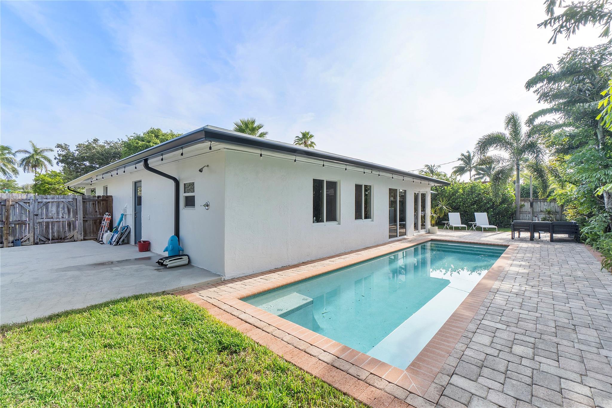 Mary-Knoll - Residential