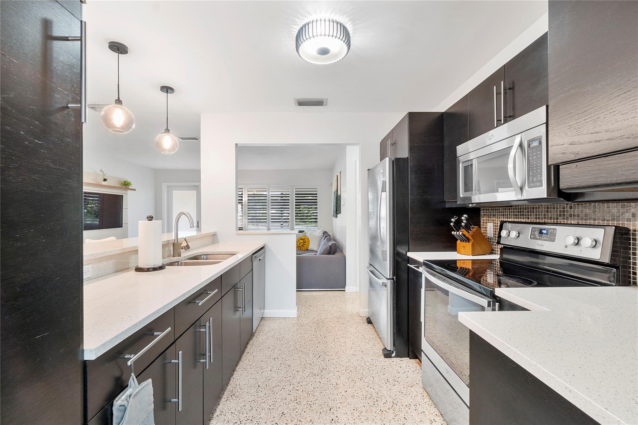 Mary-Knoll - Residential
