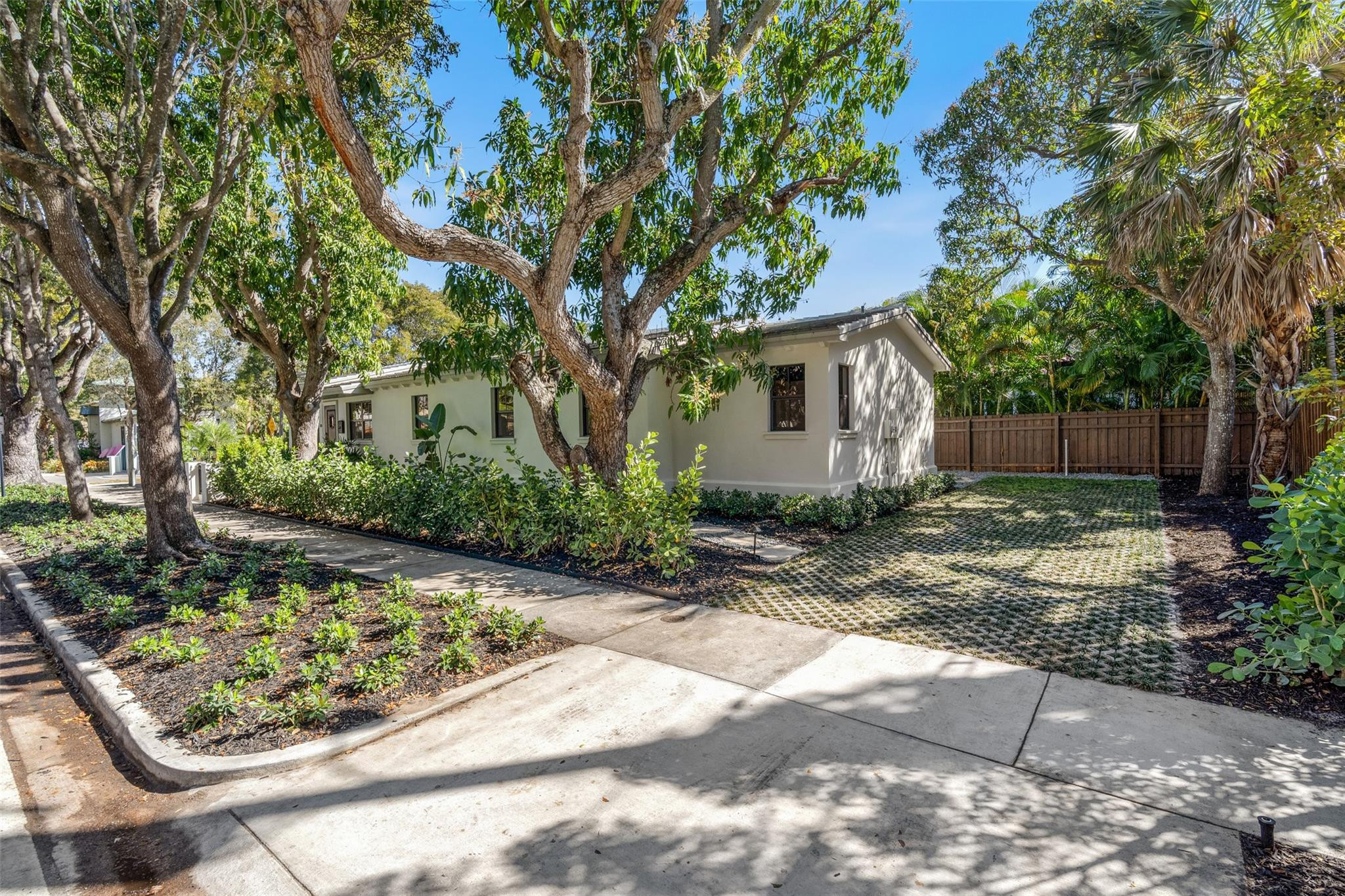 Flamingo Park - Residential