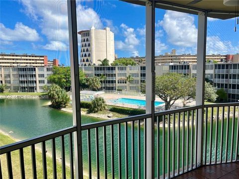 1690 NE 191st St 405-1 Miami FL 33179