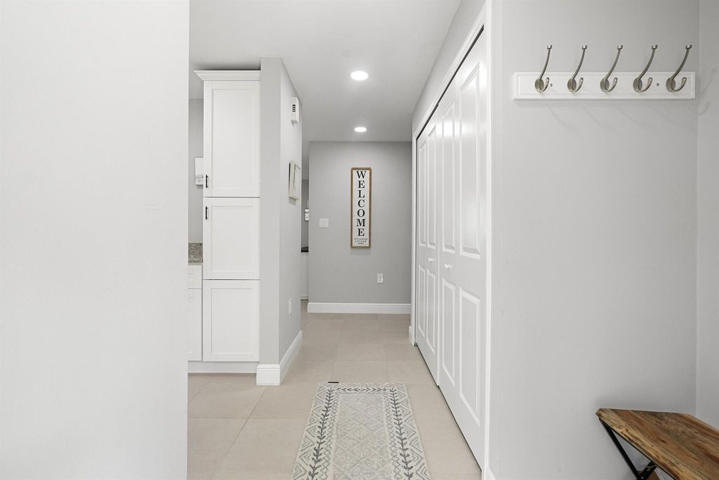 Photo of 1706 Plover Avenue, Fort Pierce, FL 34949 (MLS # R10994488)