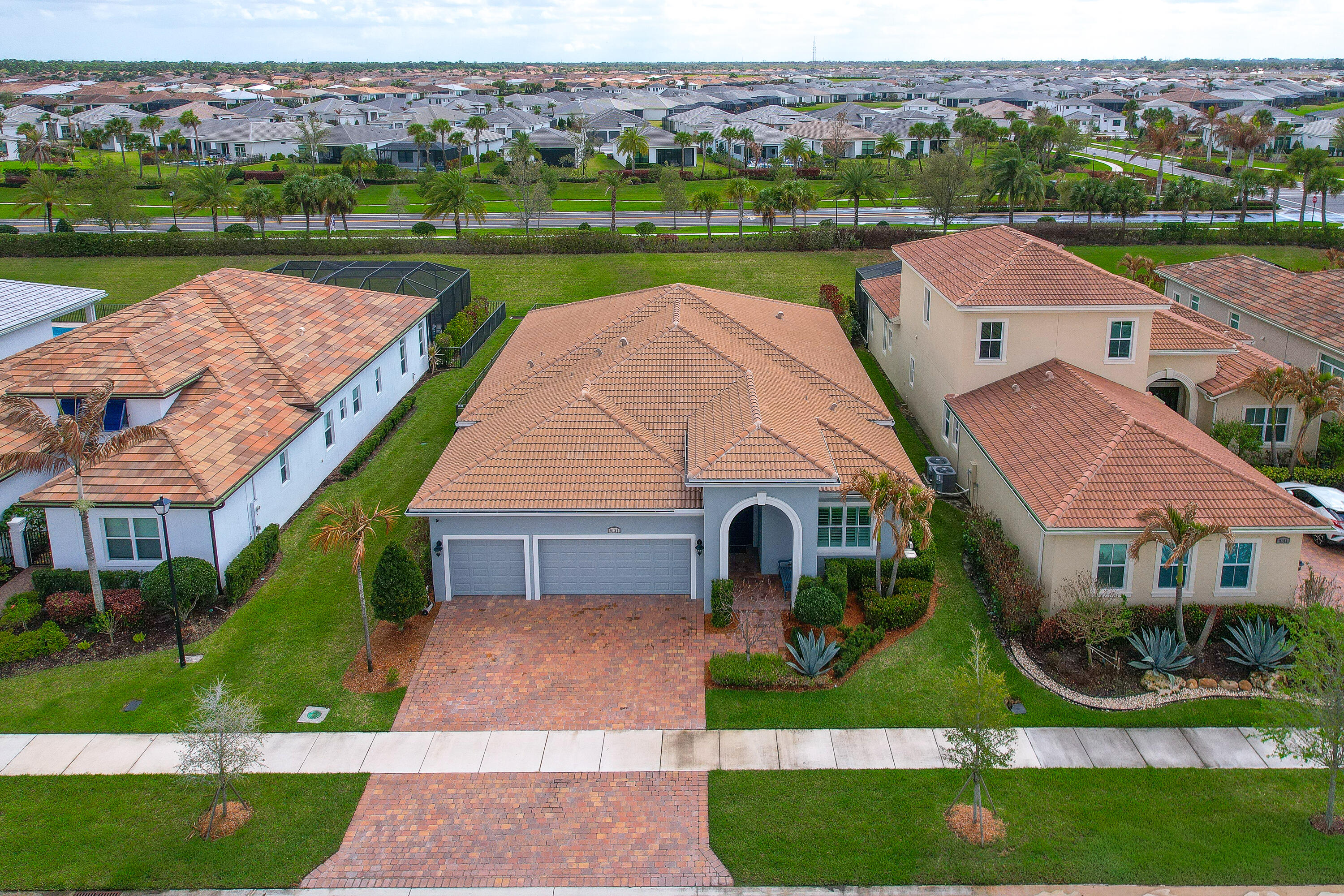 VERANO SOUTH - Residential