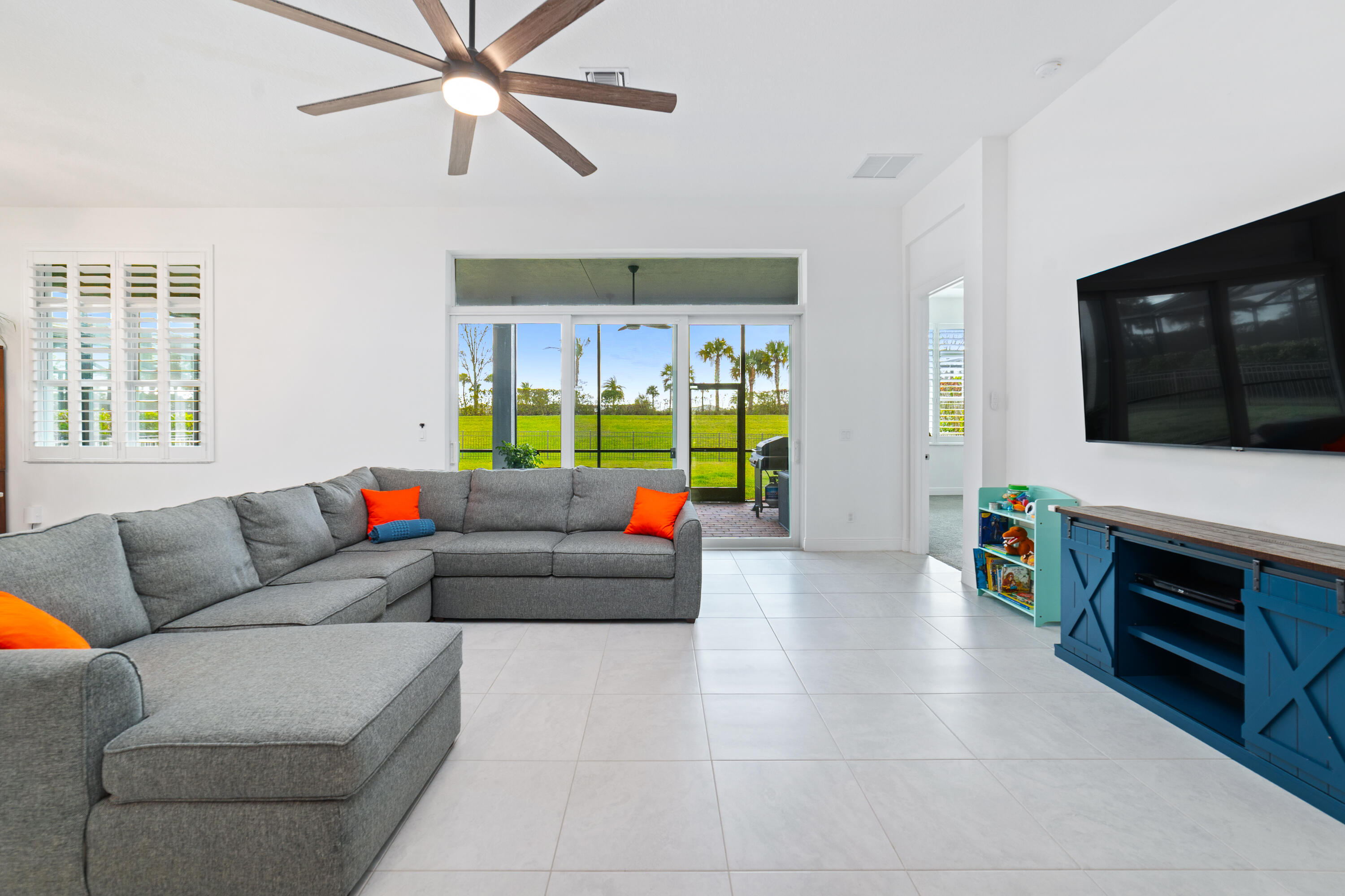 VERANO SOUTH - Residential