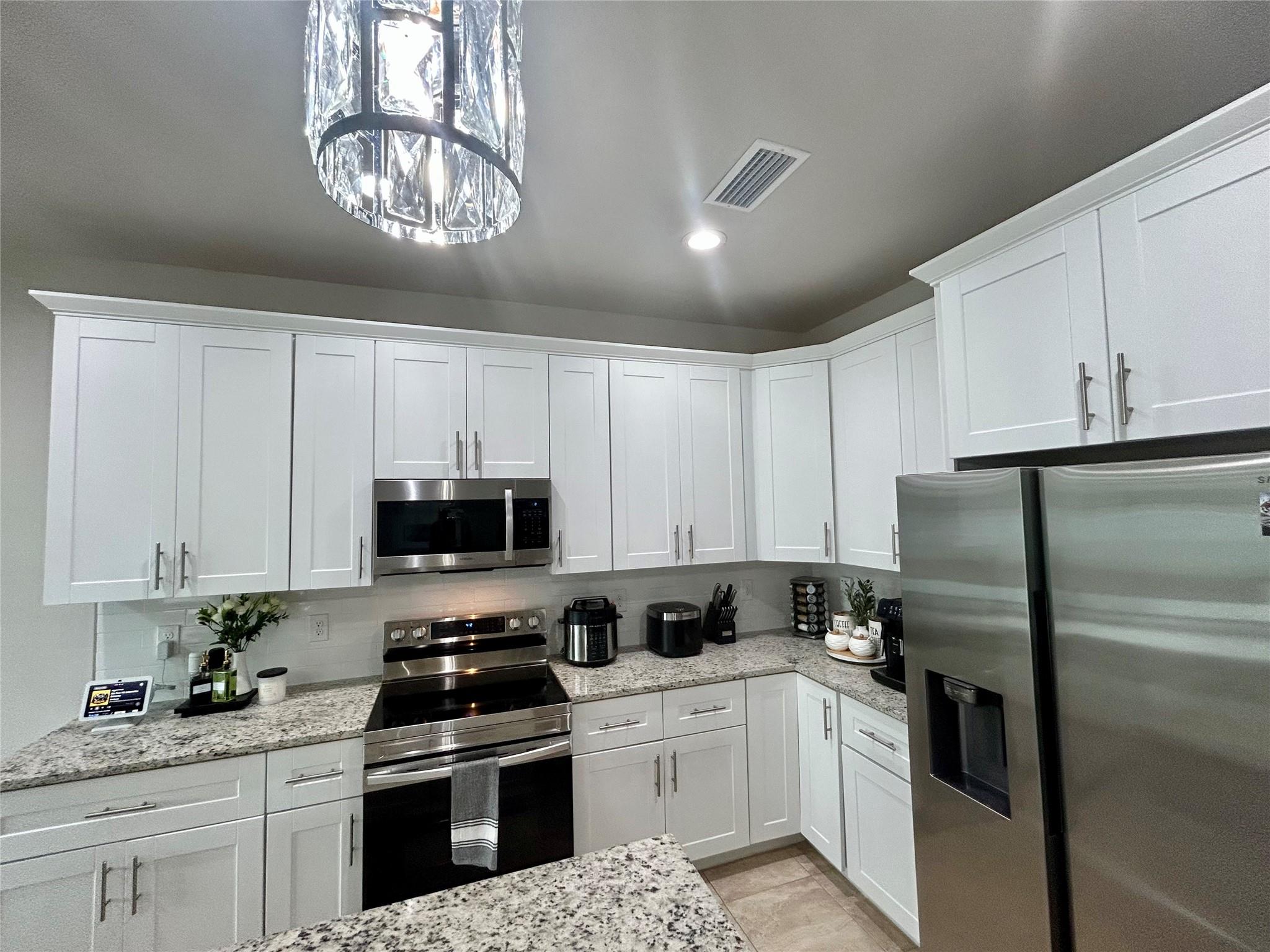 Port La Belle Un 102 - Residential