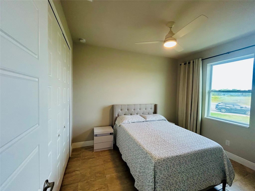 Port La Belle Un 102 - Residential