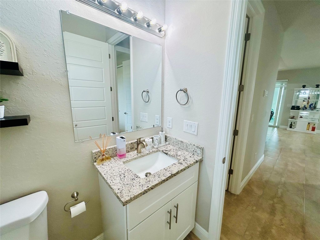 Port La Belle Un 102 - Residential