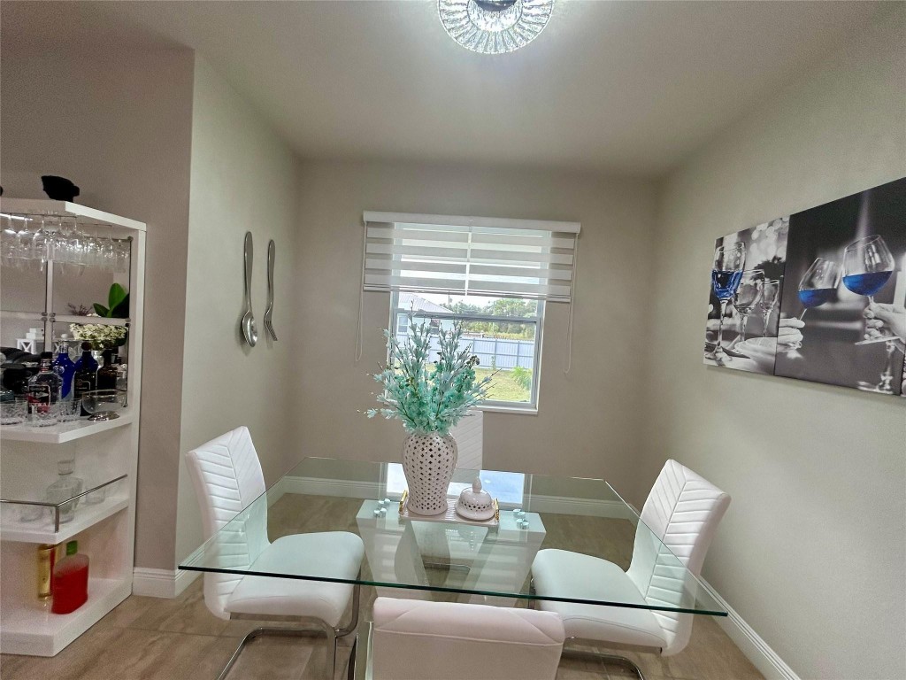 Port La Belle Un 102 - Residential