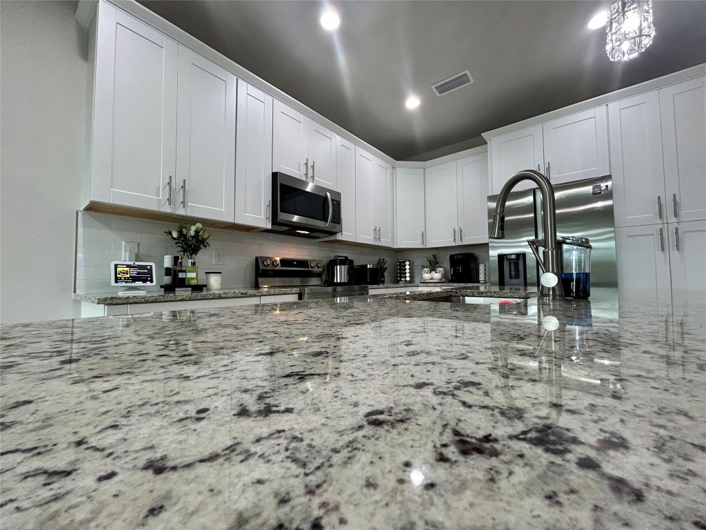 Port La Belle Un 102 - Residential