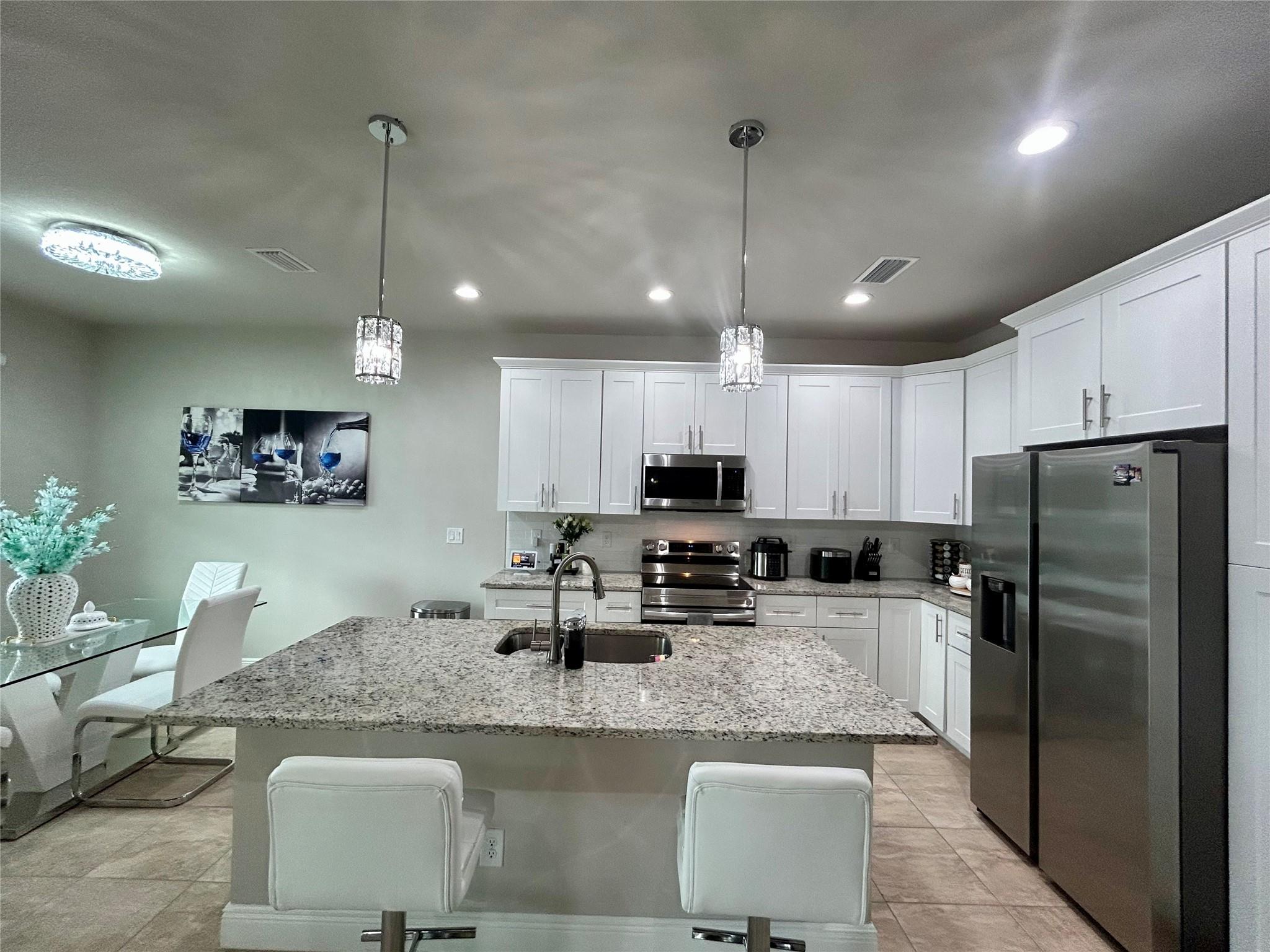 Port La Belle Un 102 - Residential