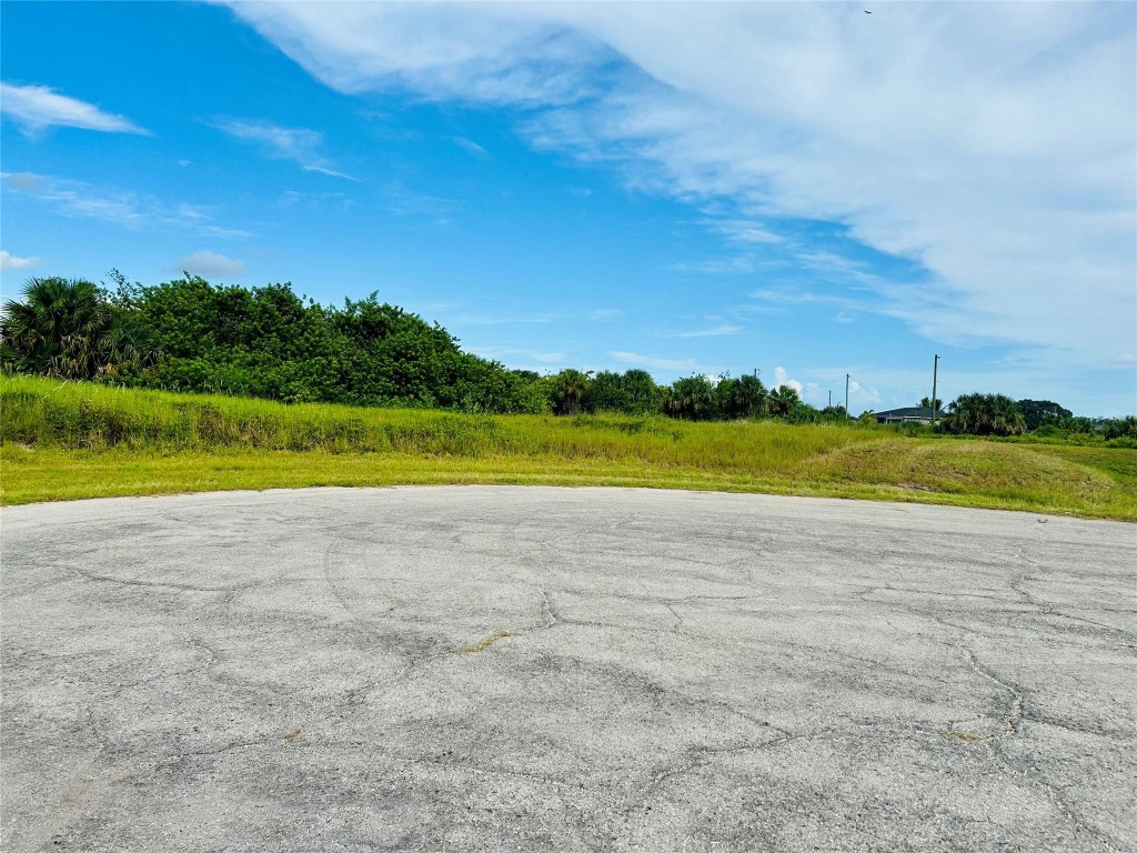 Port La Belle Un 102 - Residential