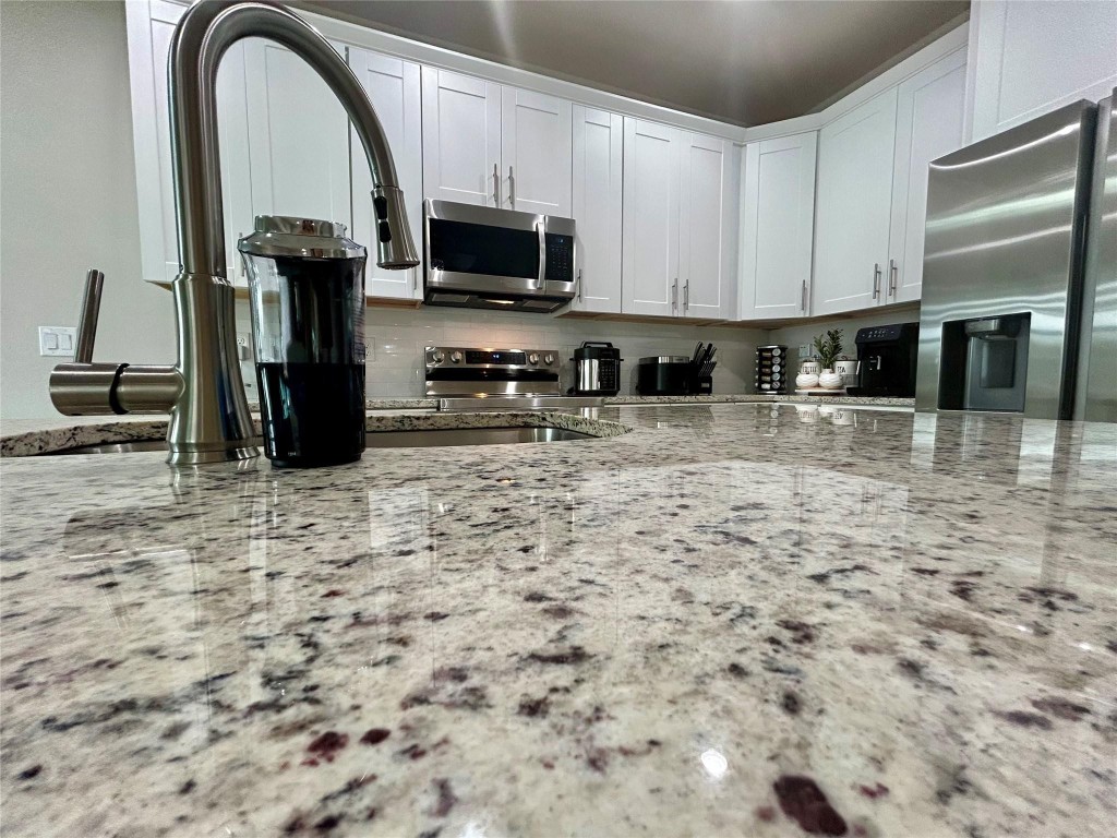 Port La Belle Un 102 - Residential