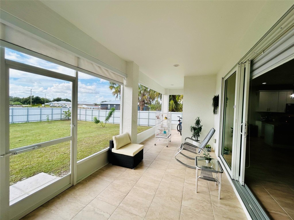 Port La Belle Un 102 - Residential