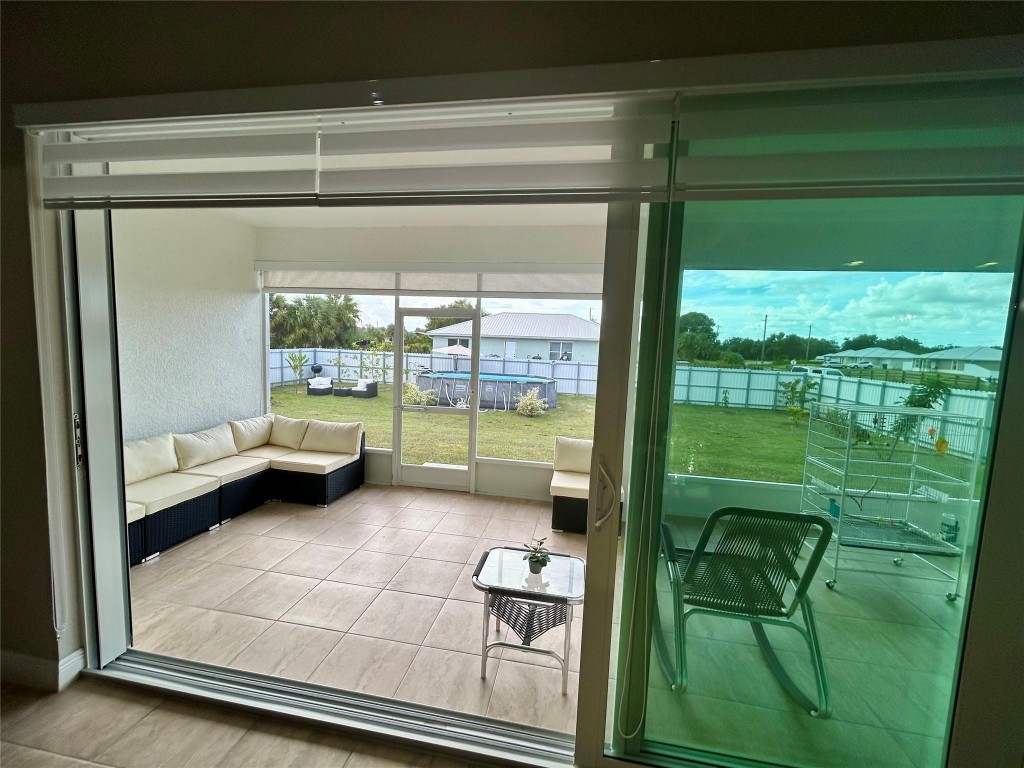 Port La Belle Un 102 - Residential