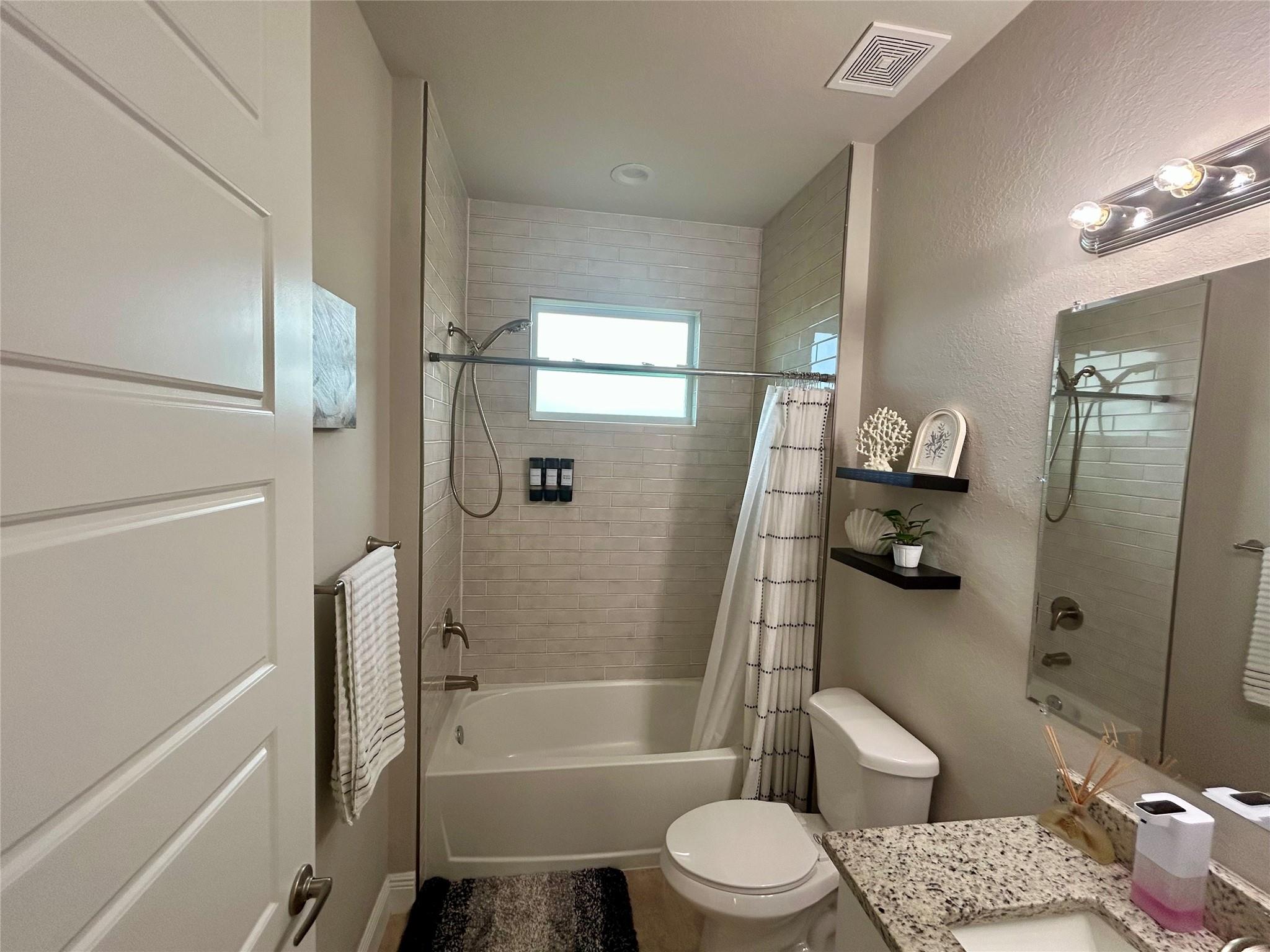 Port La Belle Un 102 - Residential