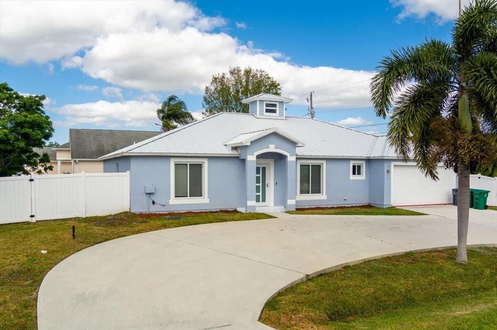 Photo of 5403 NW Chicopa Street, Port St Lucie, FL 34983 (MLS # R10874544)