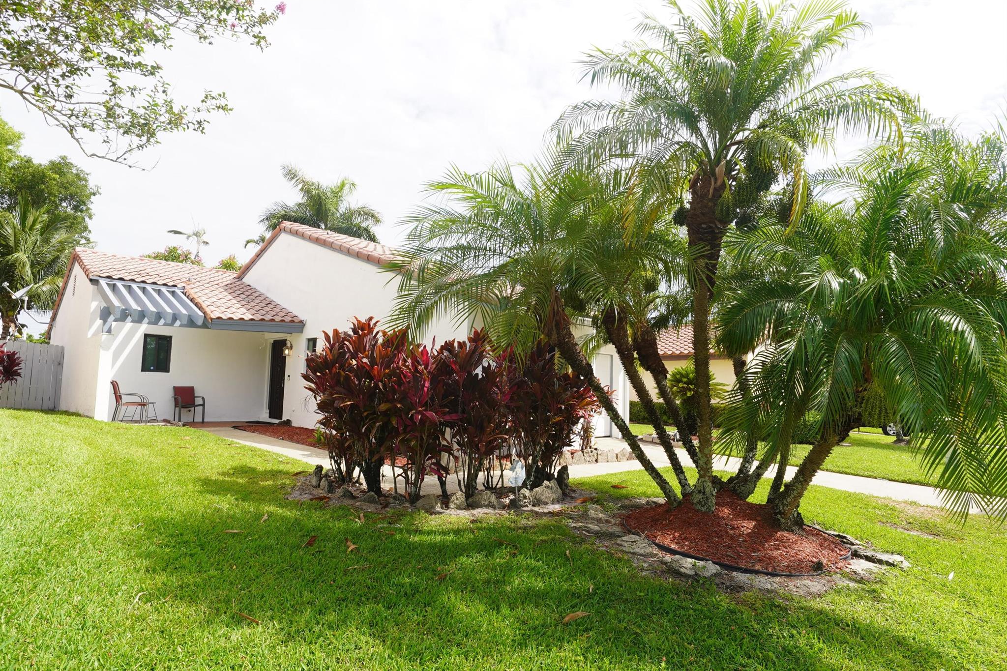6369 Lantana Pines Drive