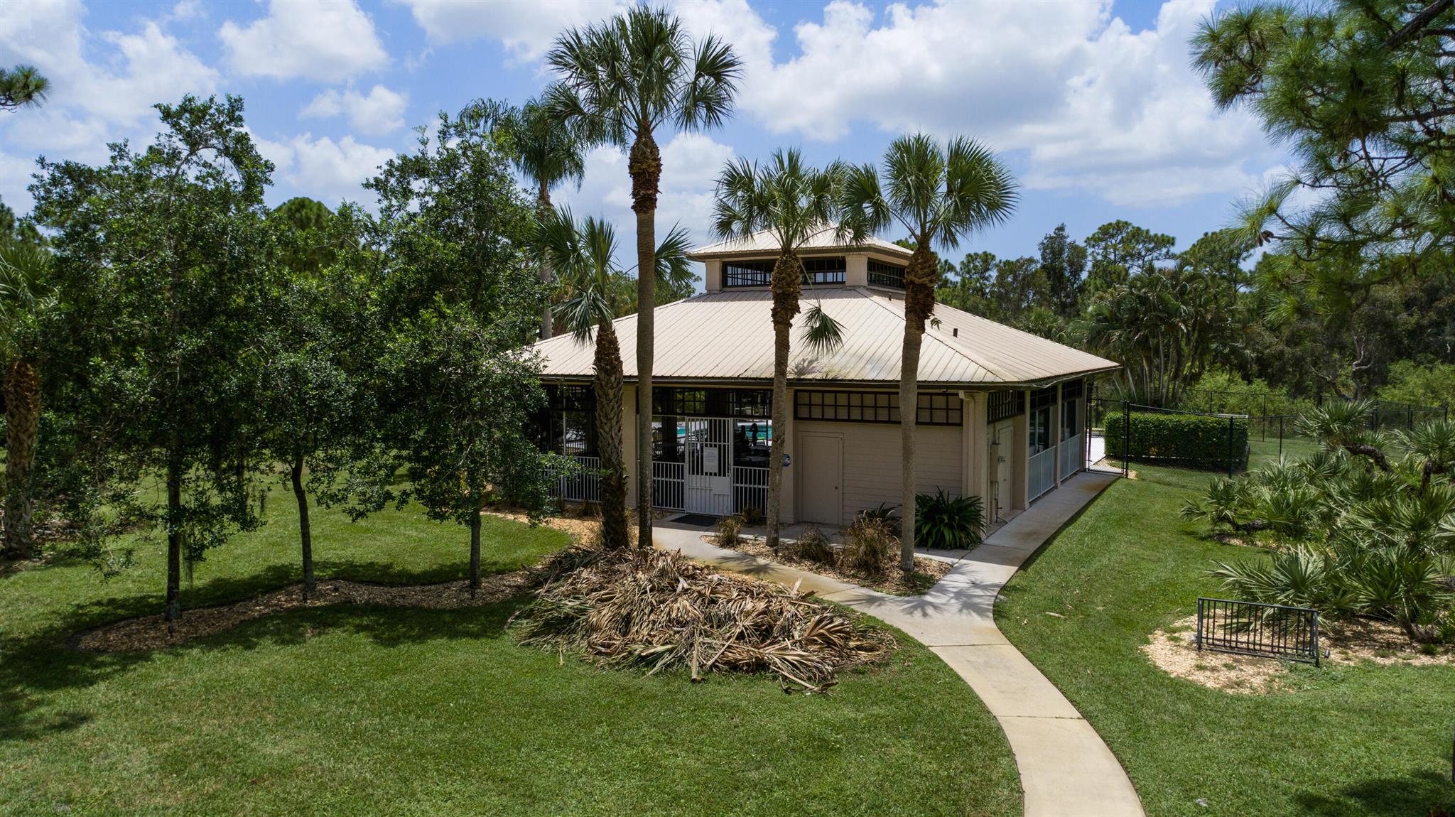 LAKE LUCIE ESTATES - Residential