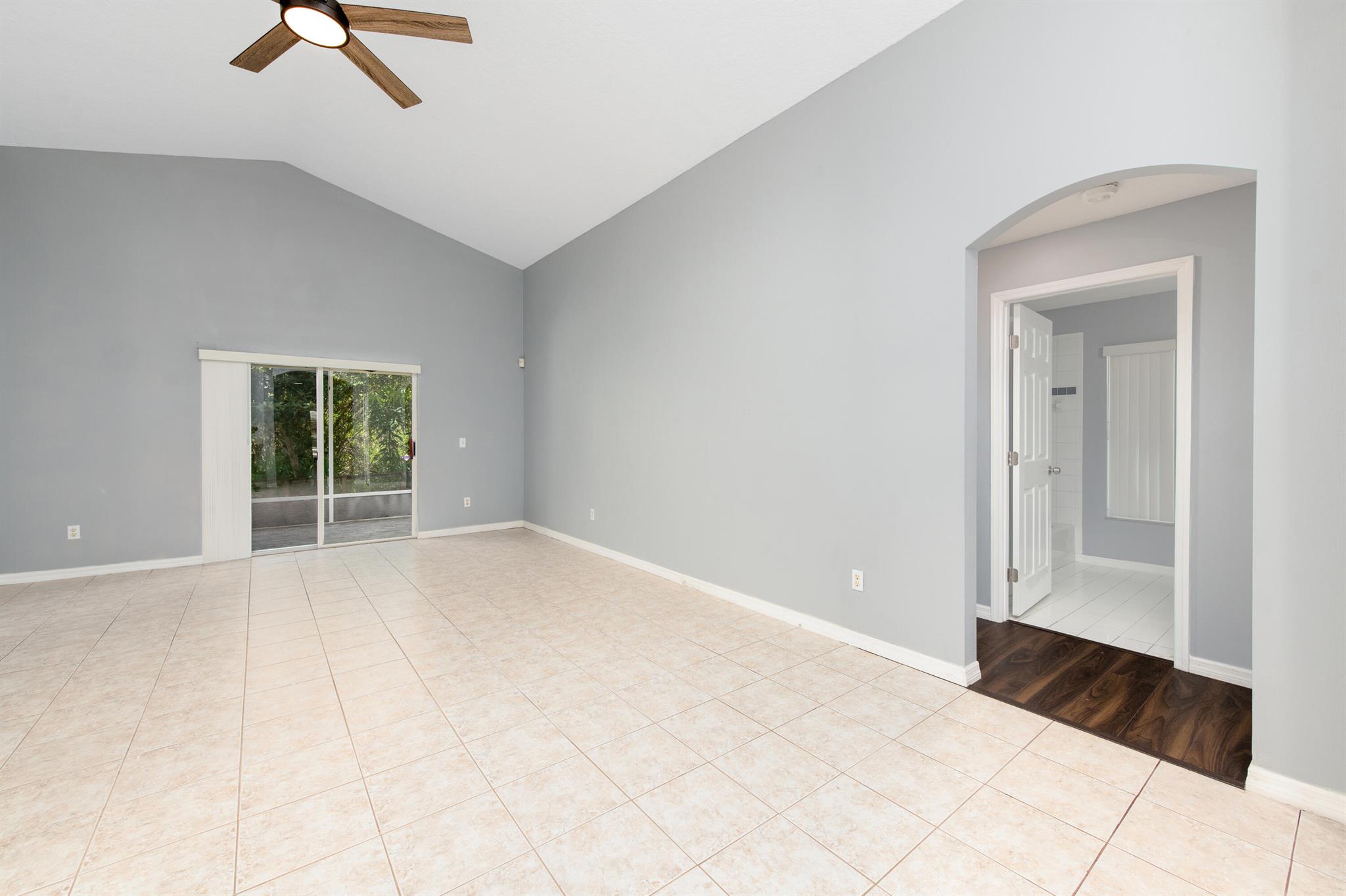 LAKE LUCIE ESTATES - Residential