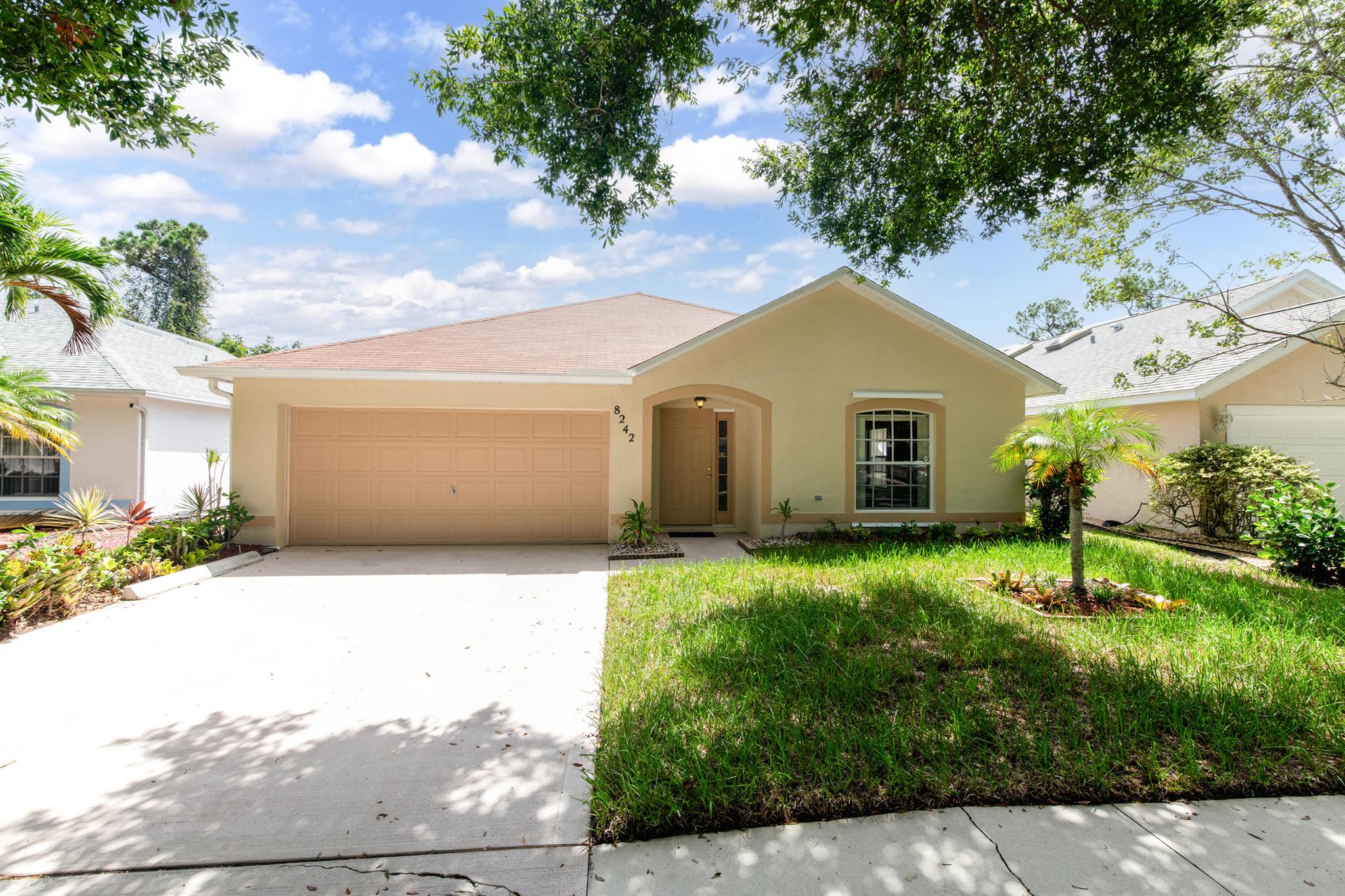 LAKE LUCIE ESTATES - Residential