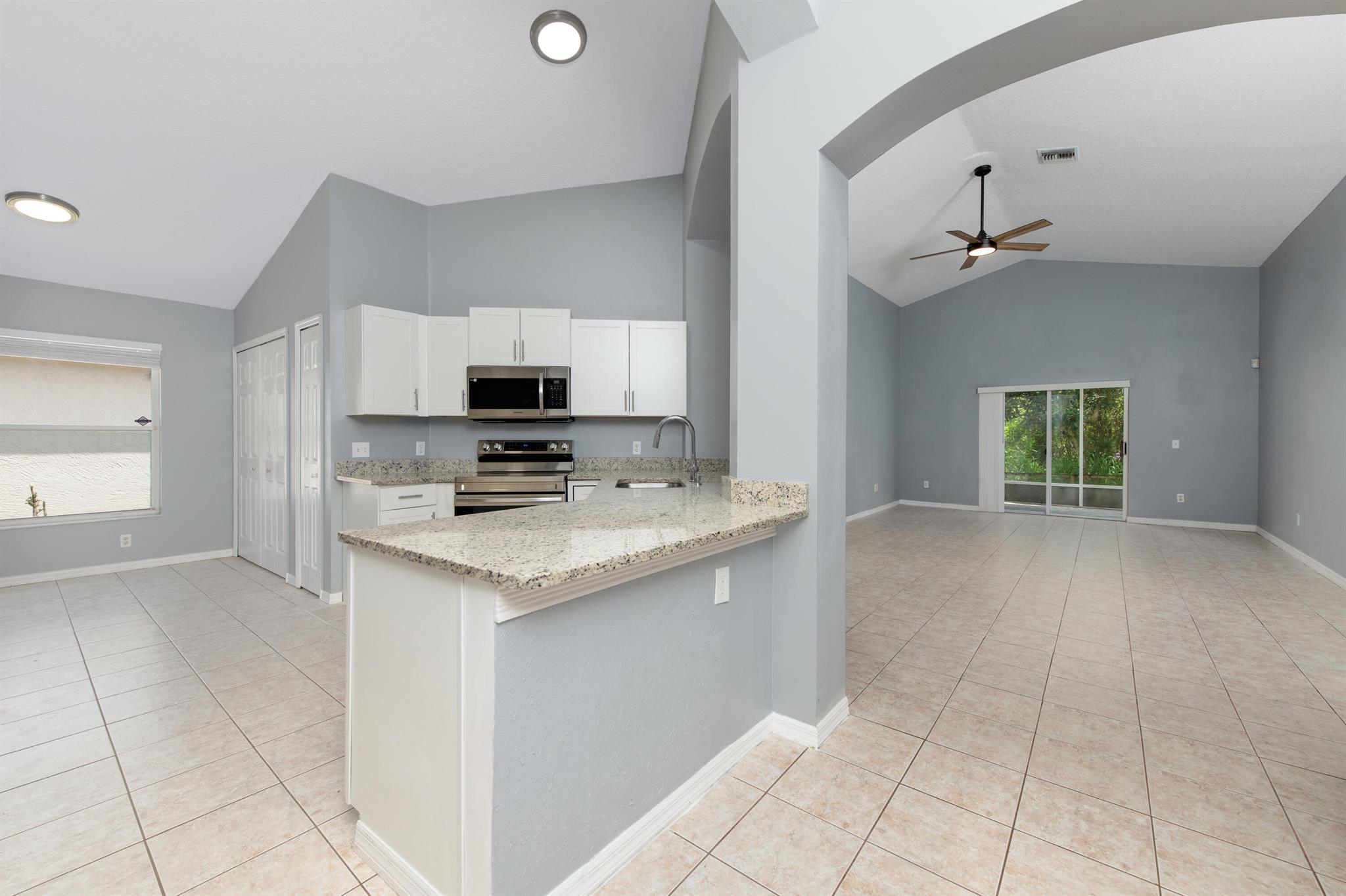 LAKE LUCIE ESTATES - Residential