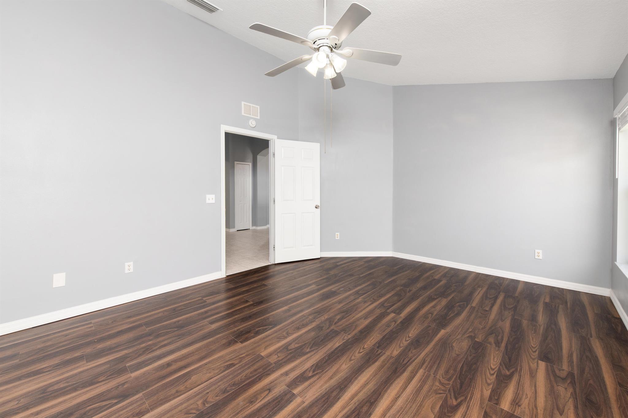 LAKE LUCIE ESTATES - Residential