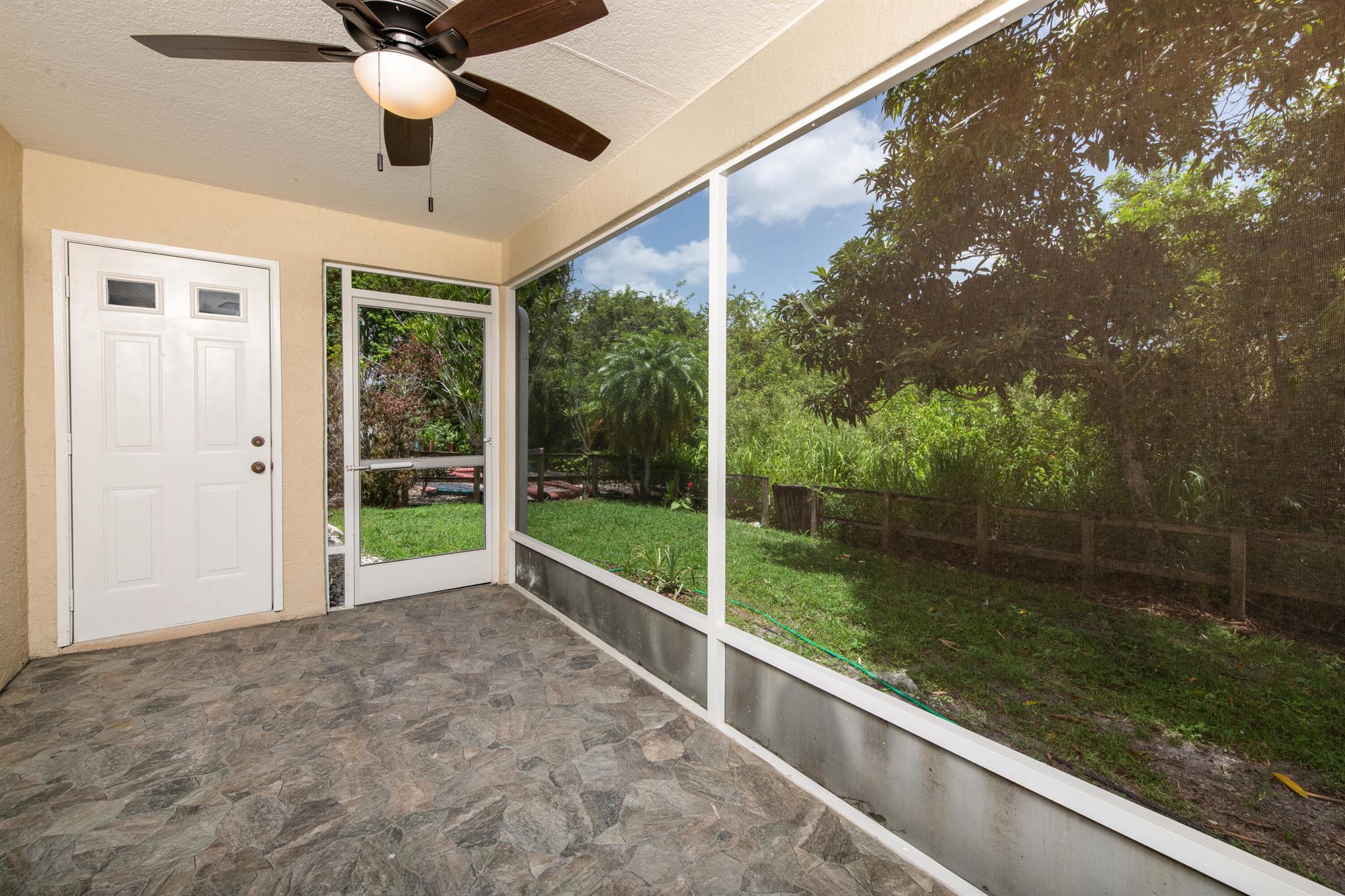 LAKE LUCIE ESTATES - Residential