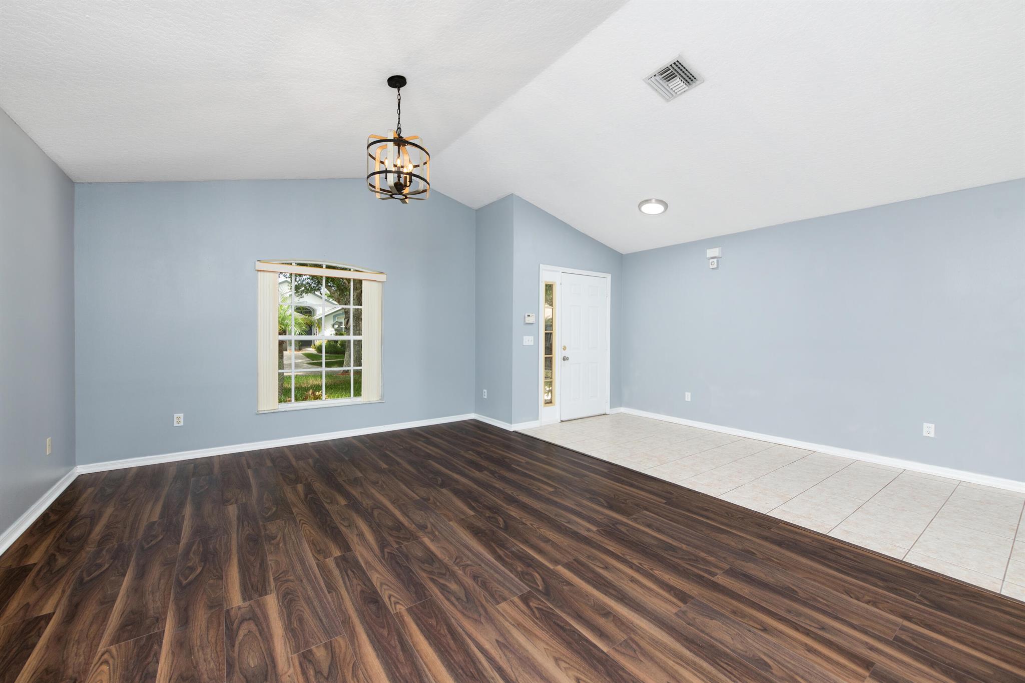 LAKE LUCIE ESTATES - Residential