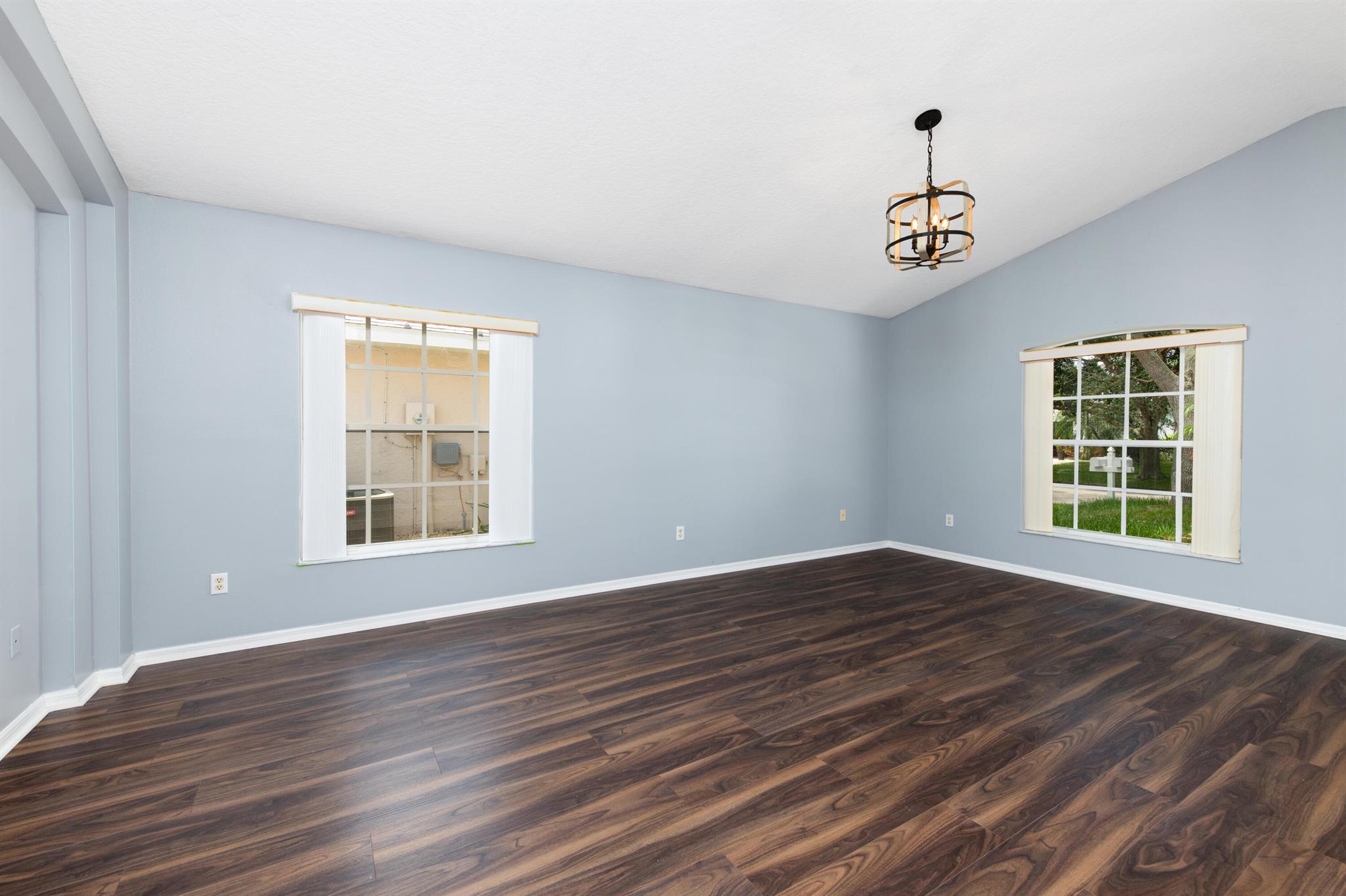 LAKE LUCIE ESTATES - Residential