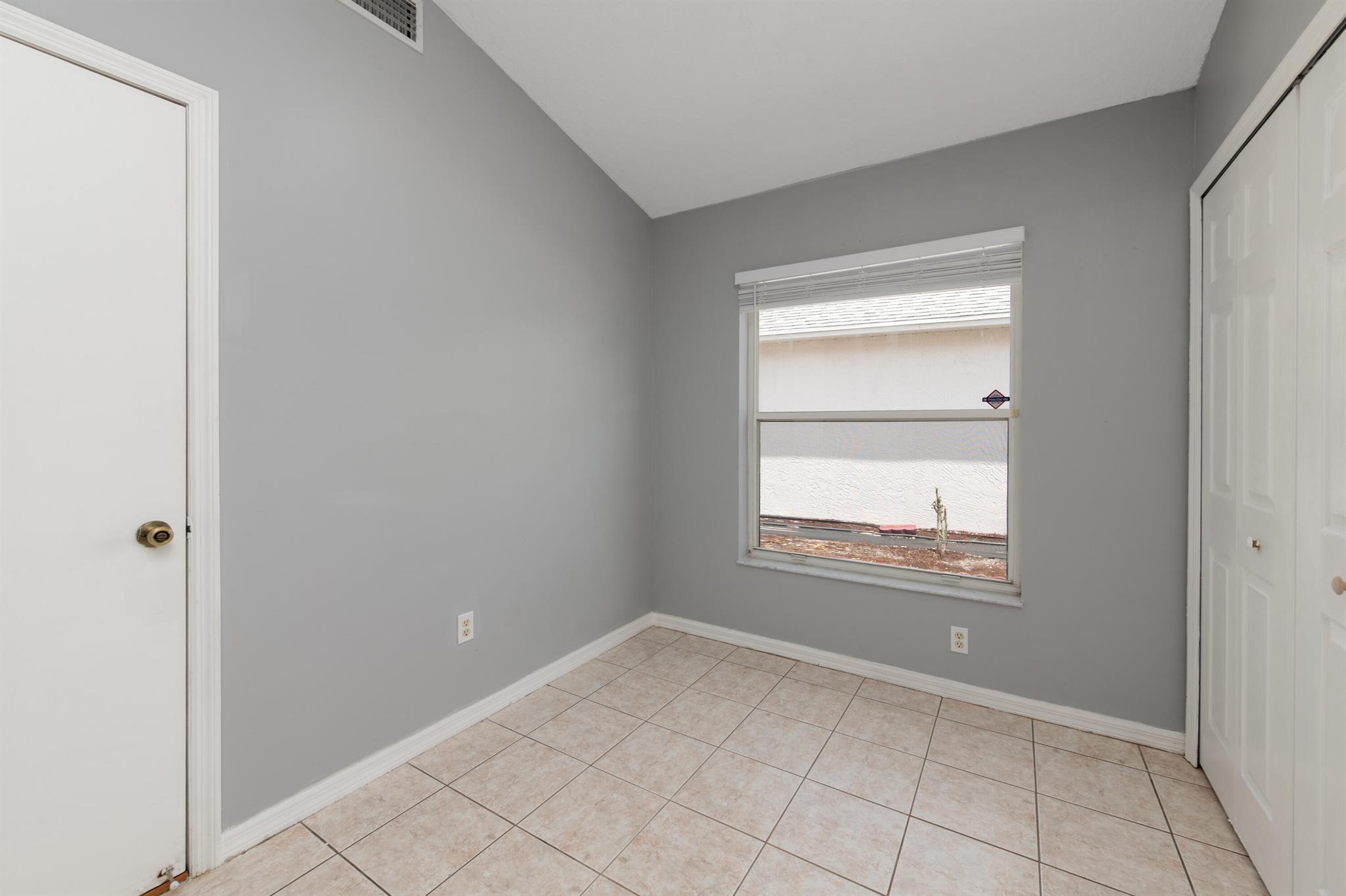 LAKE LUCIE ESTATES - Residential