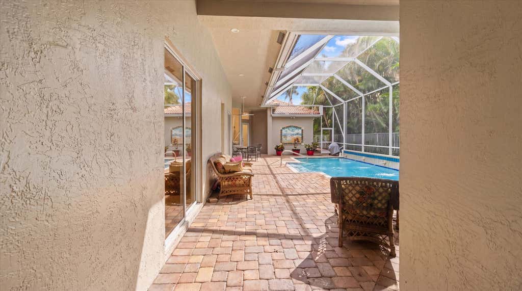 Photo of 10891 Fairmont Village Drive, Wellington, FL 33449 (MLS # B26016134)