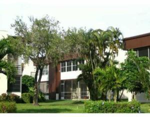 KINGS POINT BURGUNDY COND - Residential