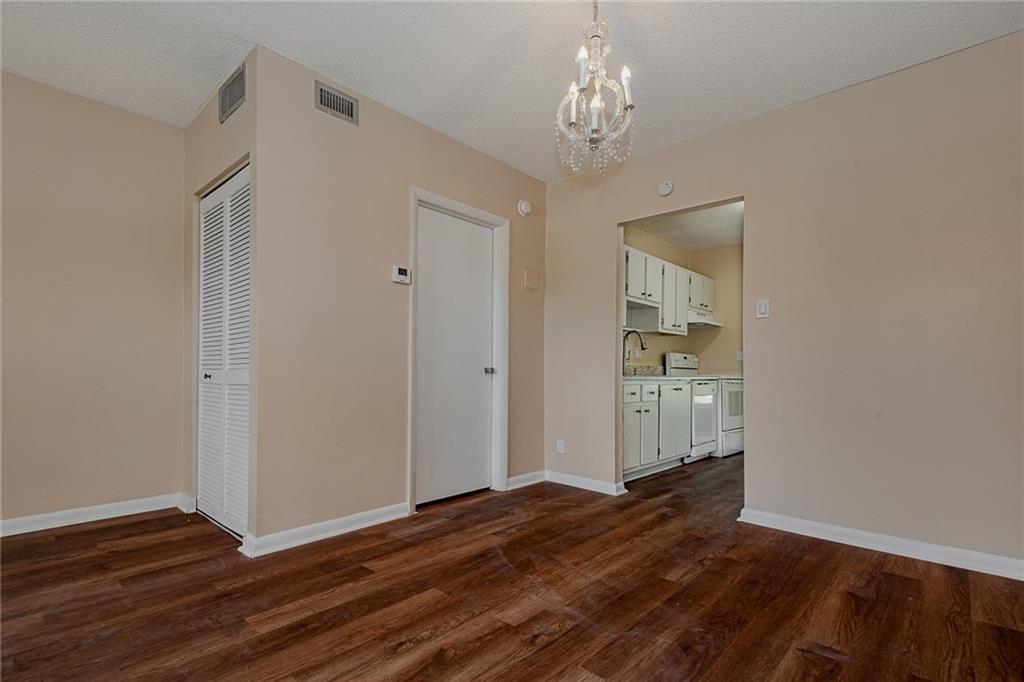 ORIOLE GARDENS 1 - Residential