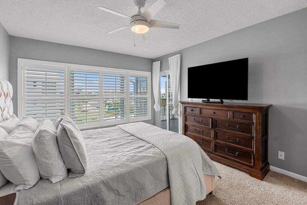 SHUTTERS CONDO - Residential